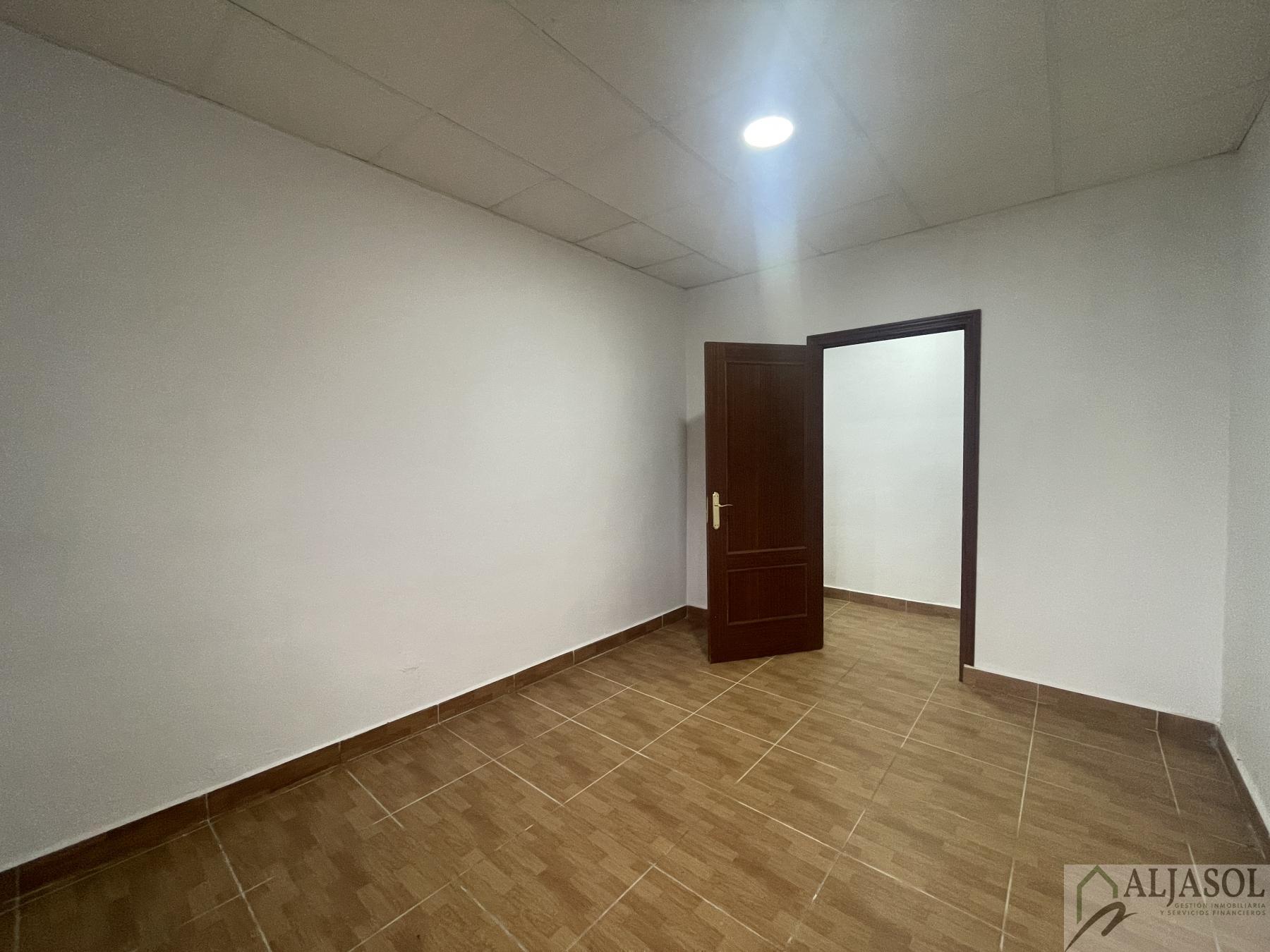 Venta de finca de recreo en Villanueva del Ariscal