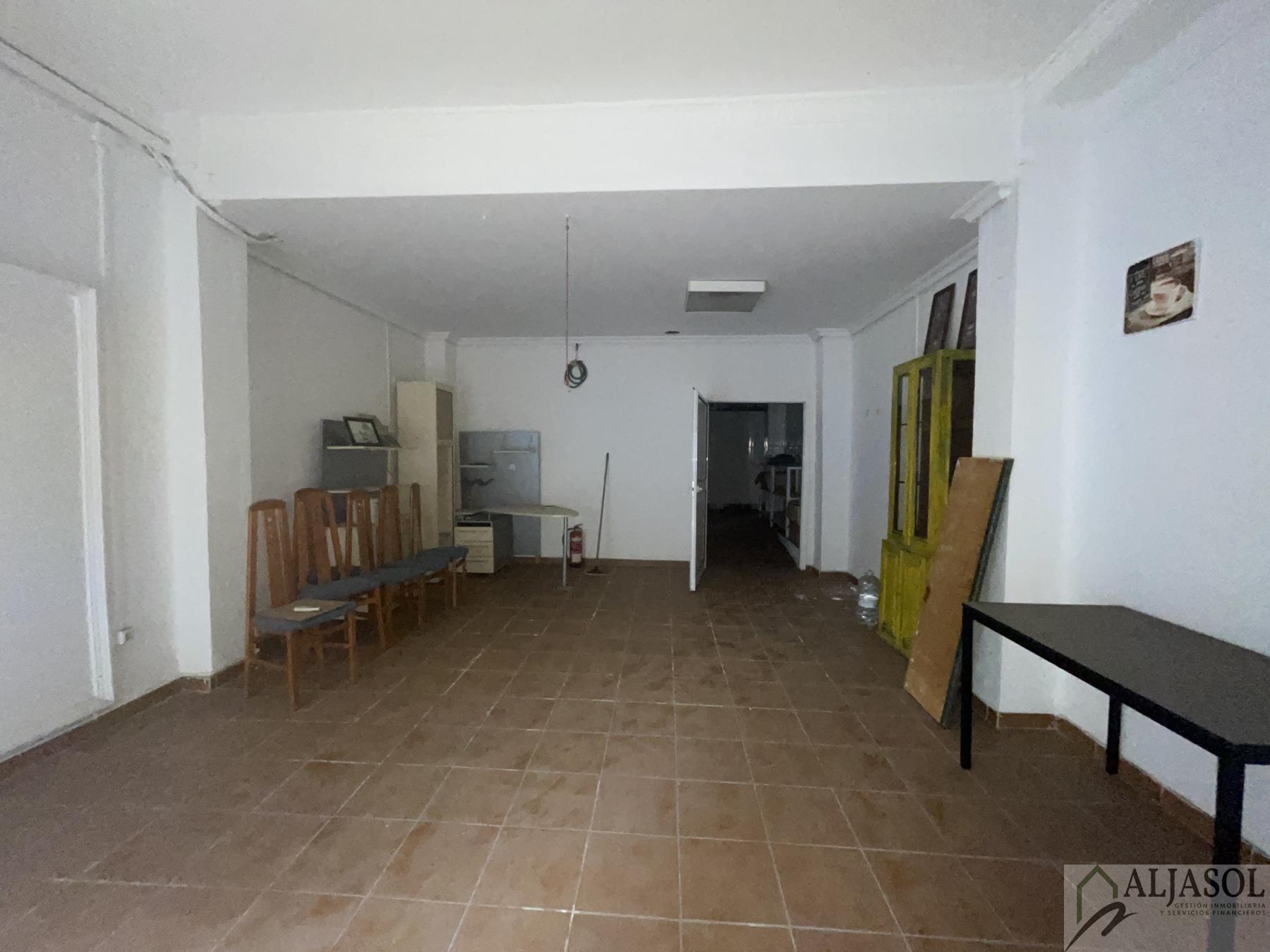For rent of commercial in San Juan de Aznalfarache