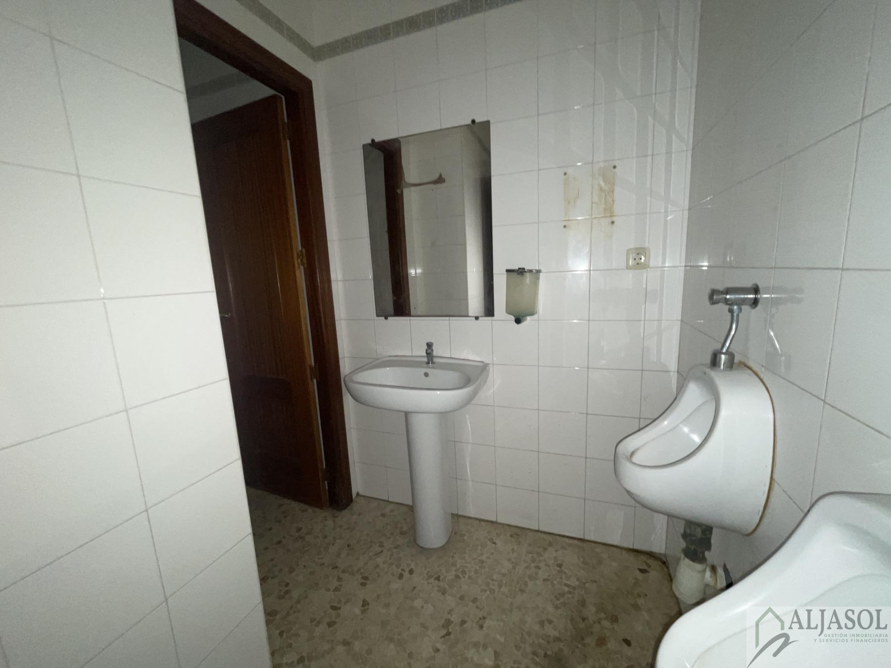 Alquiler de local comercial en San Juan de Aznalfarache