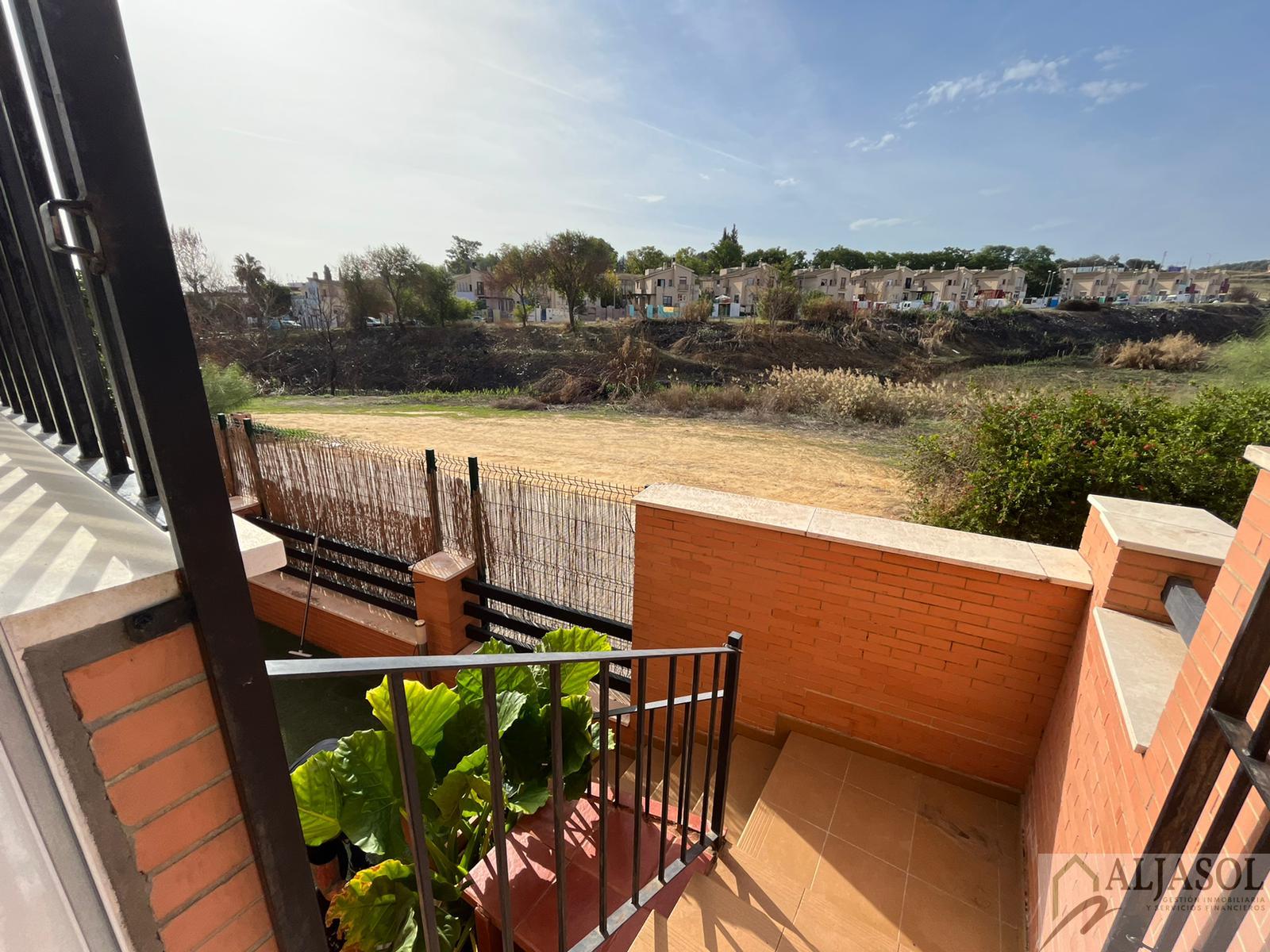 For sale of flat in Camas