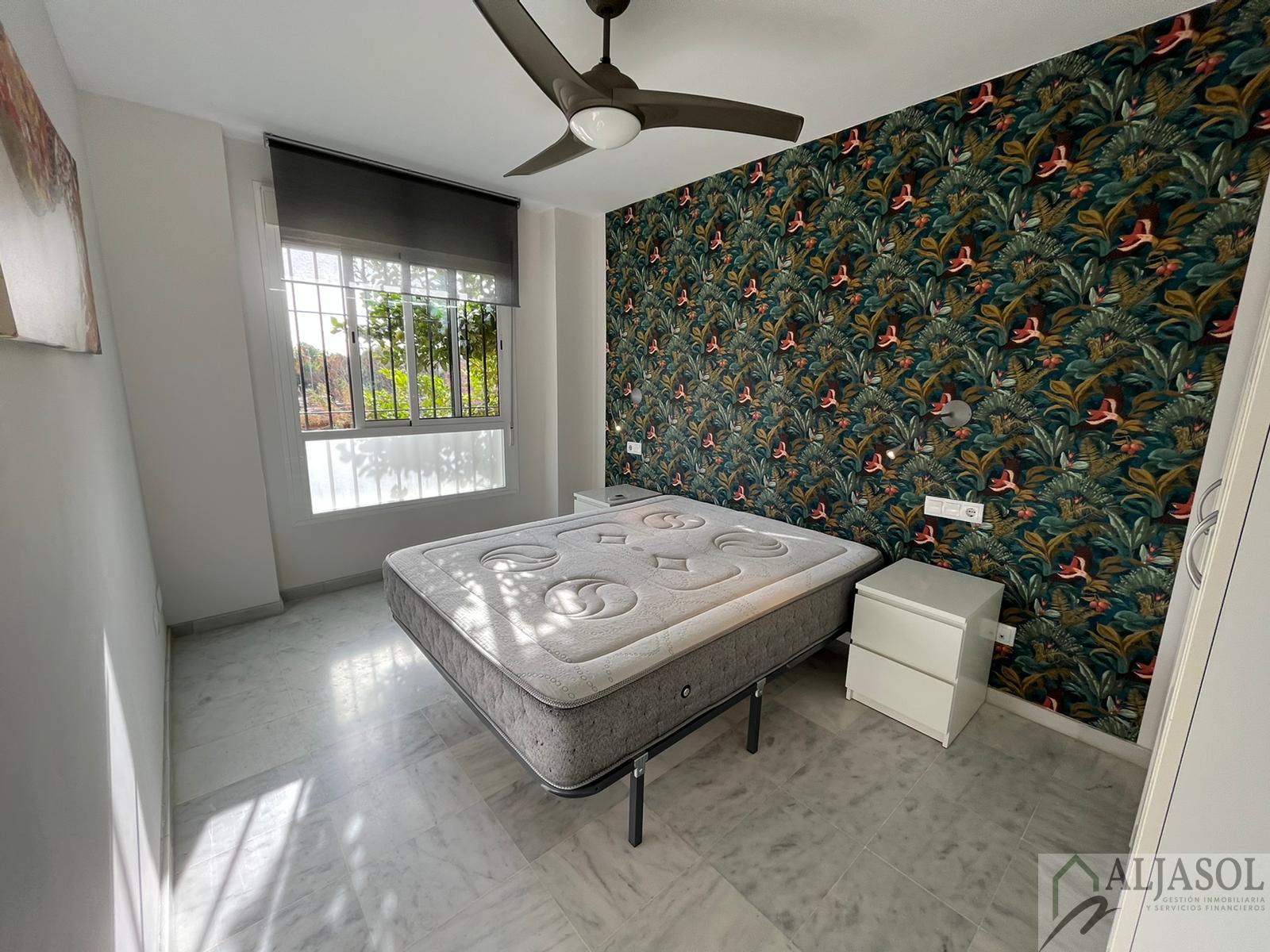 For sale of flat in Camas