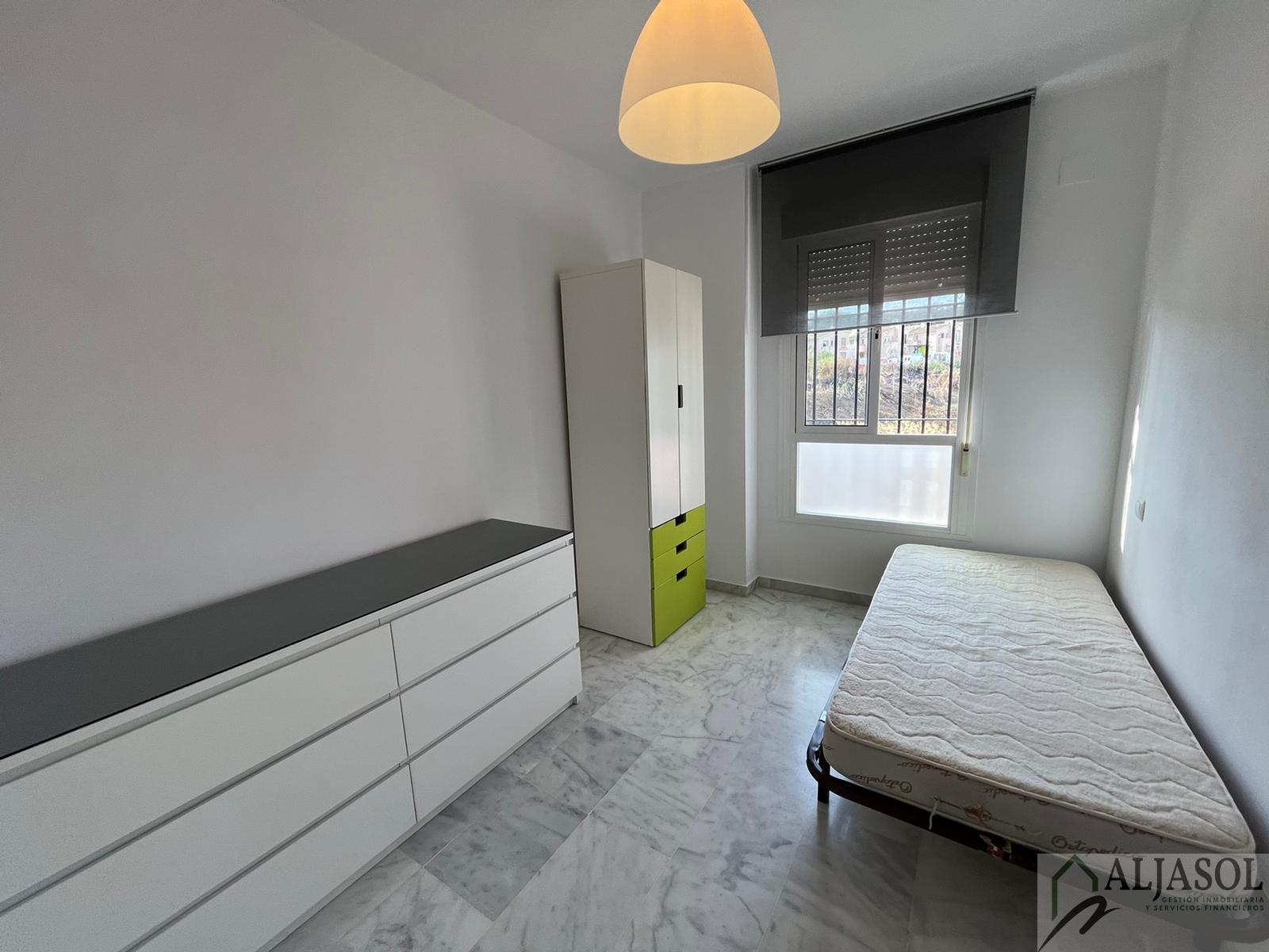 For sale of flat in Camas