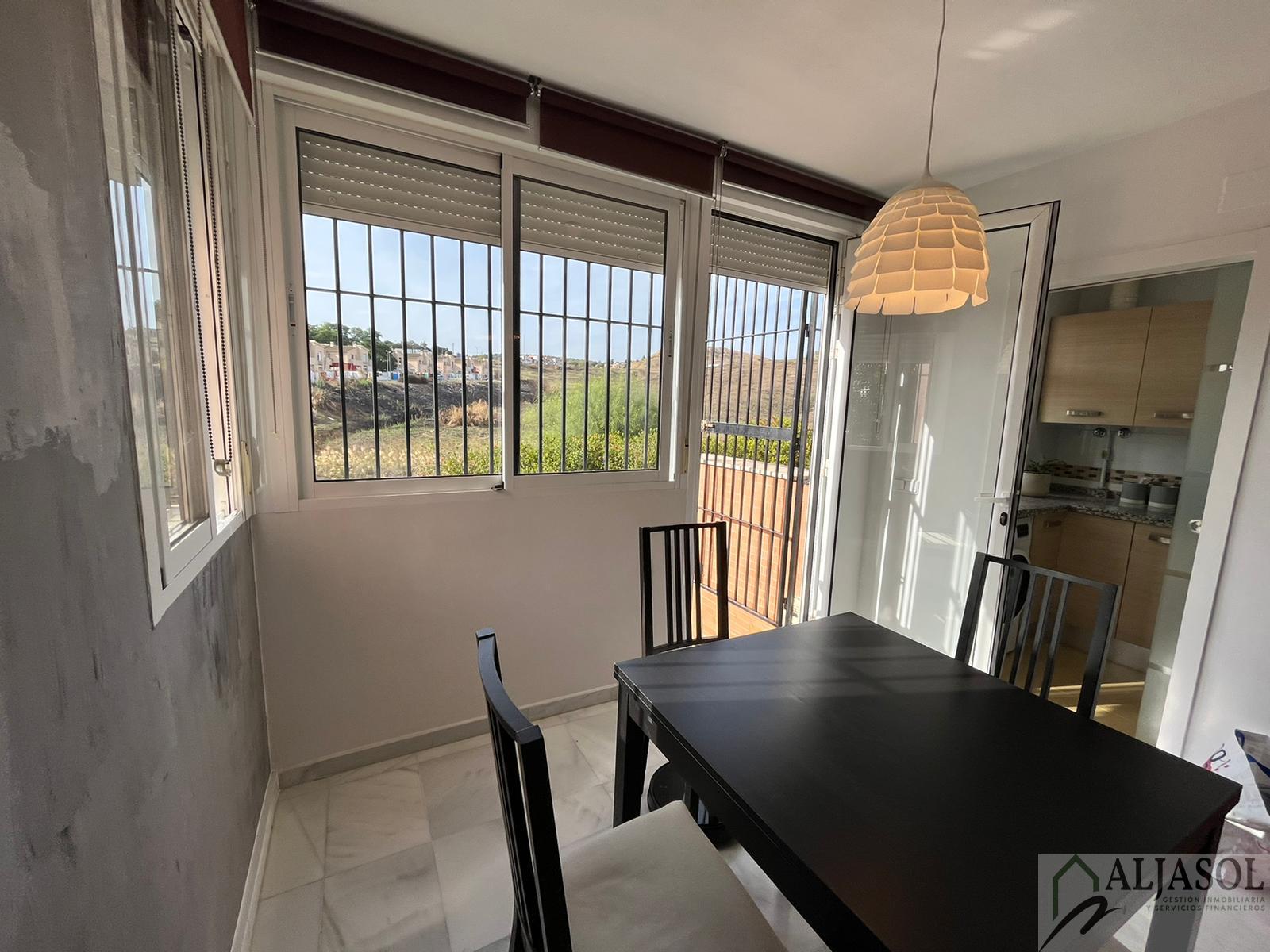 For sale of flat in Camas
