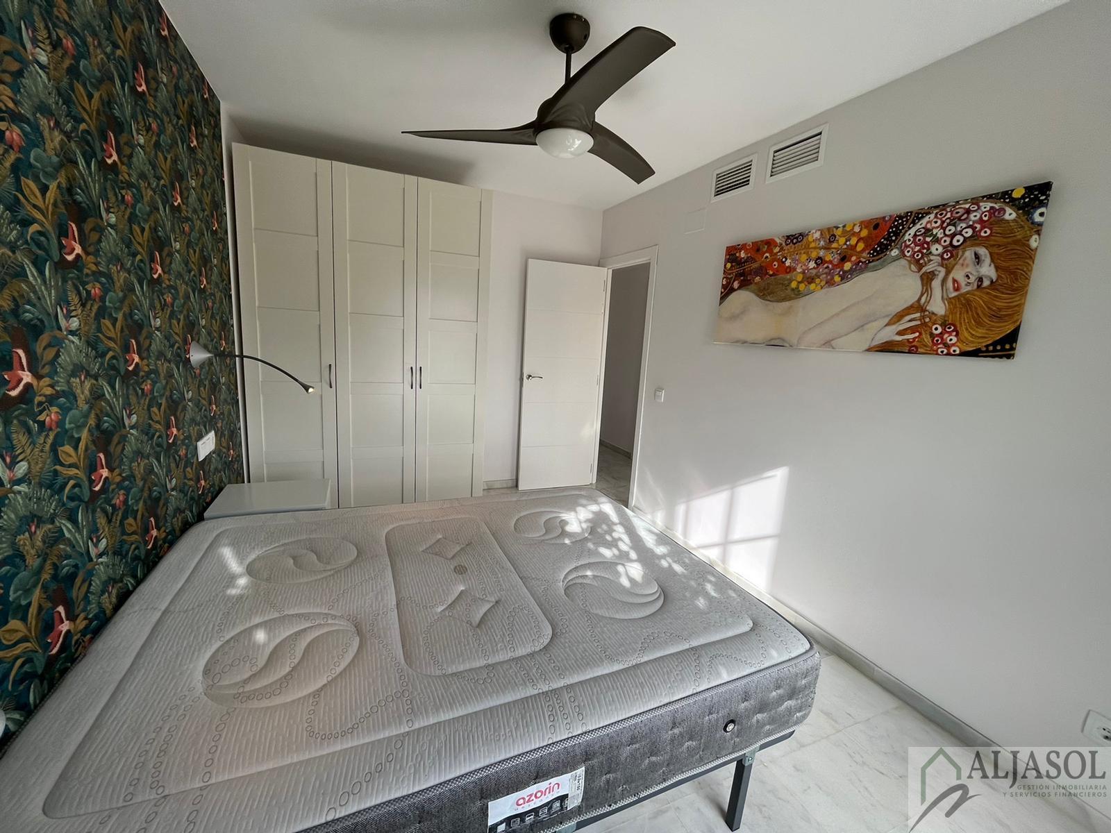 For sale of flat in Camas