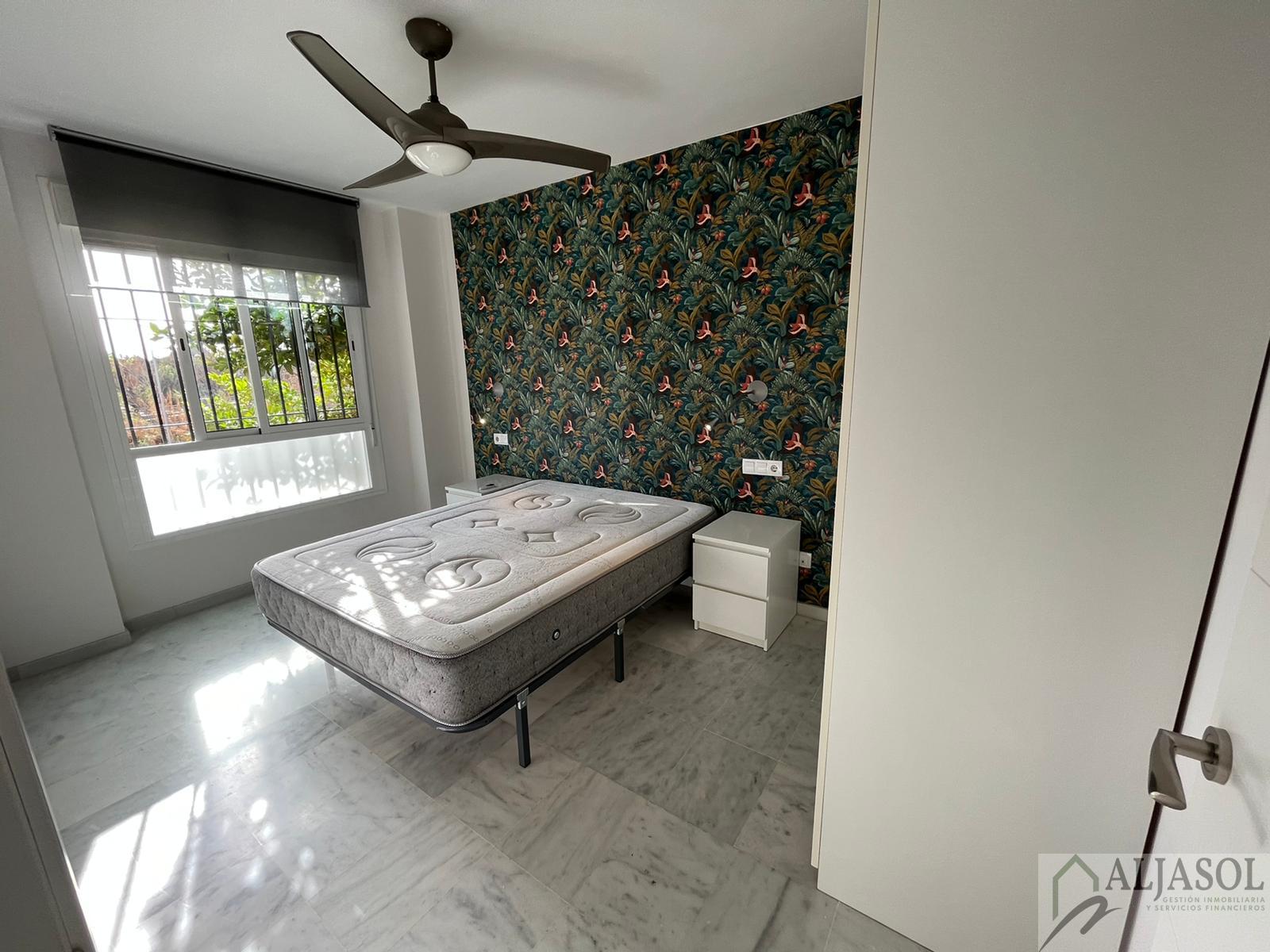 For sale of flat in Camas