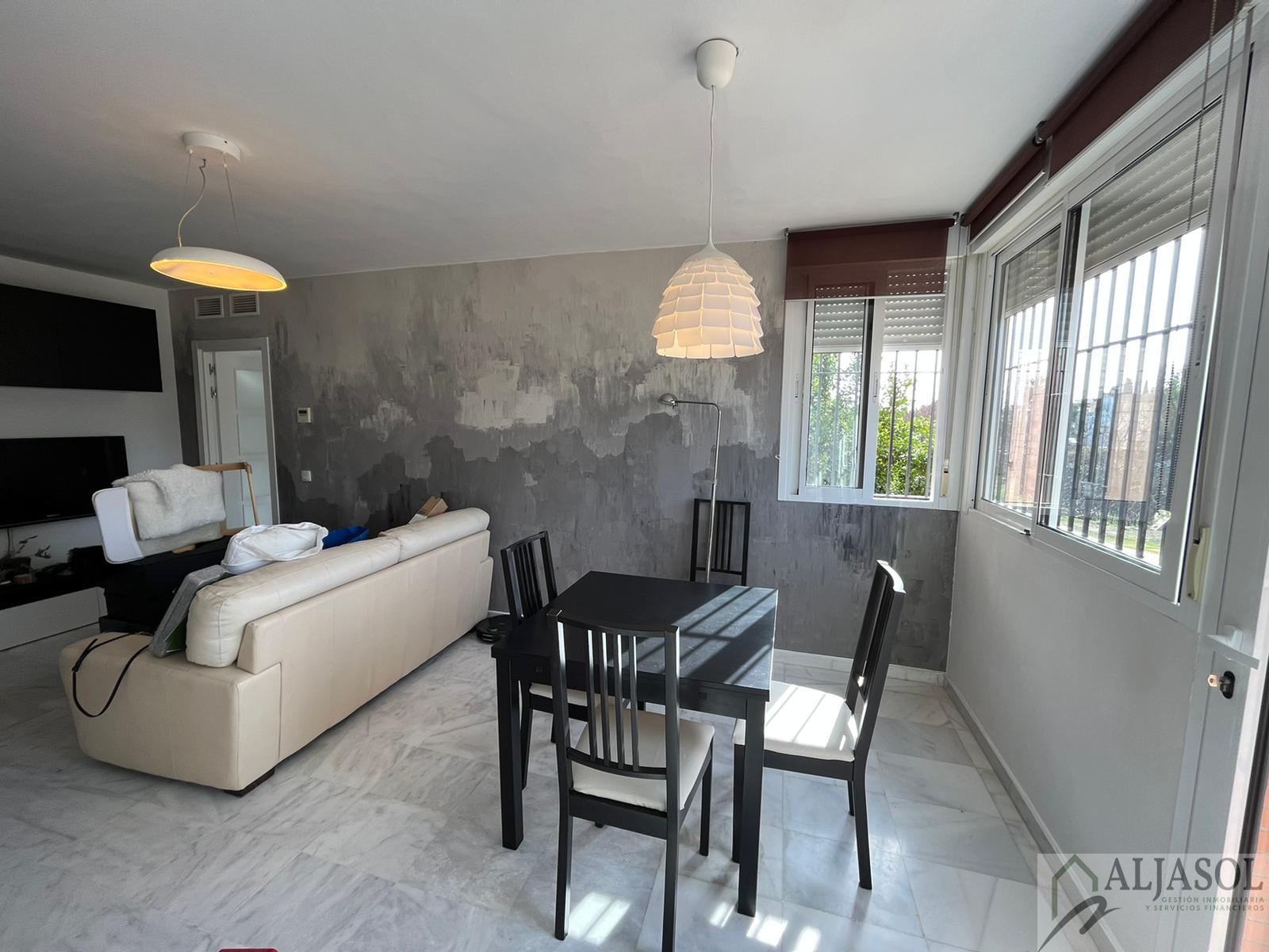 For sale of flat in Camas