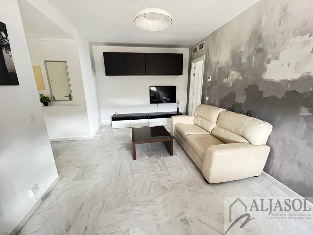 For sale of flat in Camas