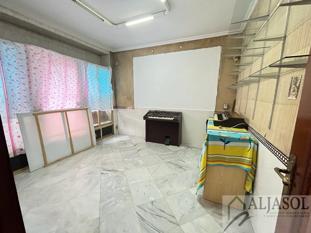 Venta de casa en Sanlúcar la Mayor Venta de casa en Sanlúcar la Mayor