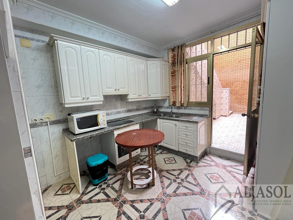 Venta de casa en Sanlúcar la Mayor Venta de casa en Sanlúcar la Mayor