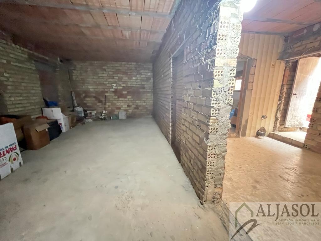 Venta de casa en Sanlúcar la Mayor