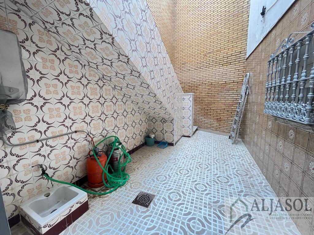 Venta de casa en Sanlúcar la Mayor Venta de casa en Sanlúcar la Mayor