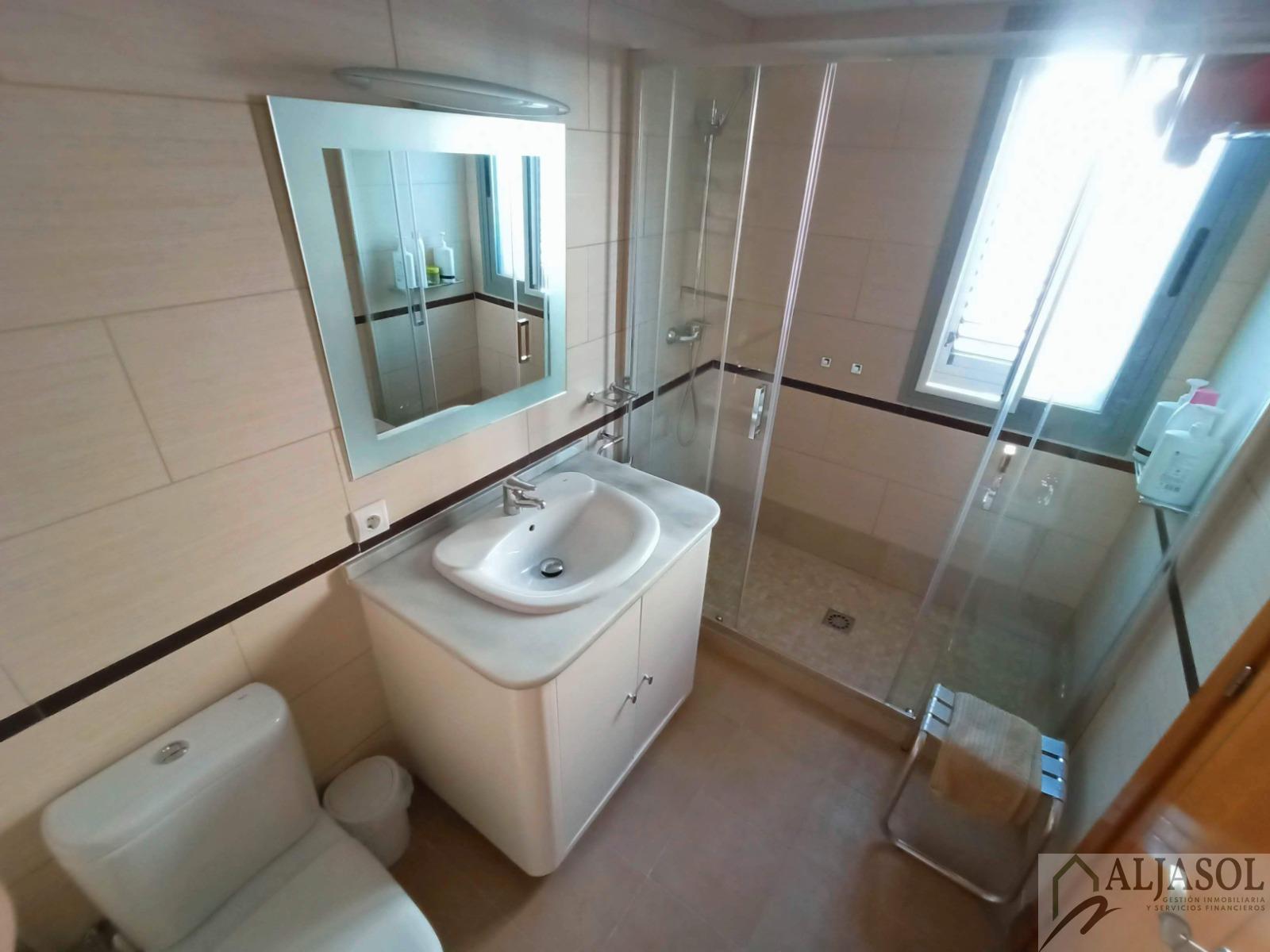 For sale of chalet in Espartinas