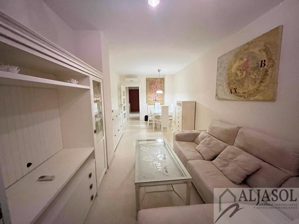 For sale of flat in Mairena del Aljarafe