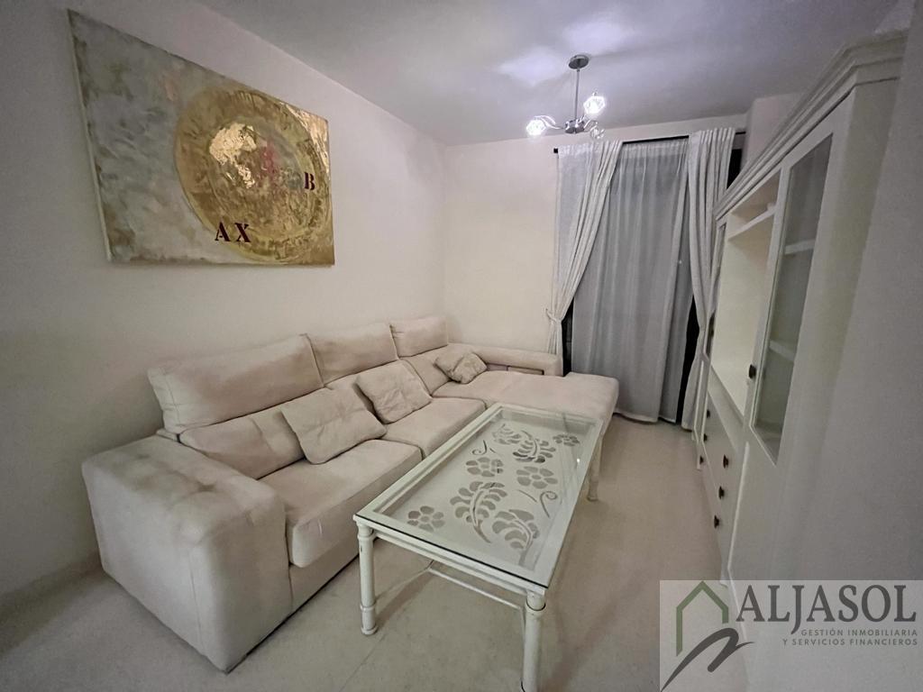 For sale of flat in Mairena del Aljarafe