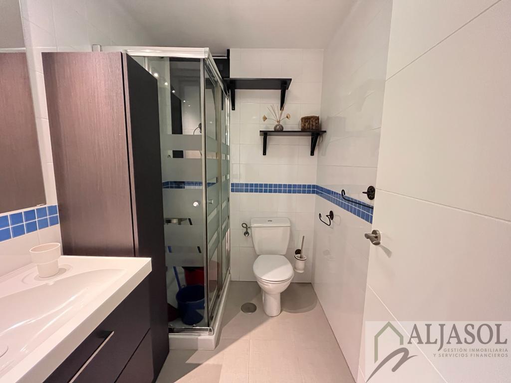 For sale of flat in Mairena del Aljarafe