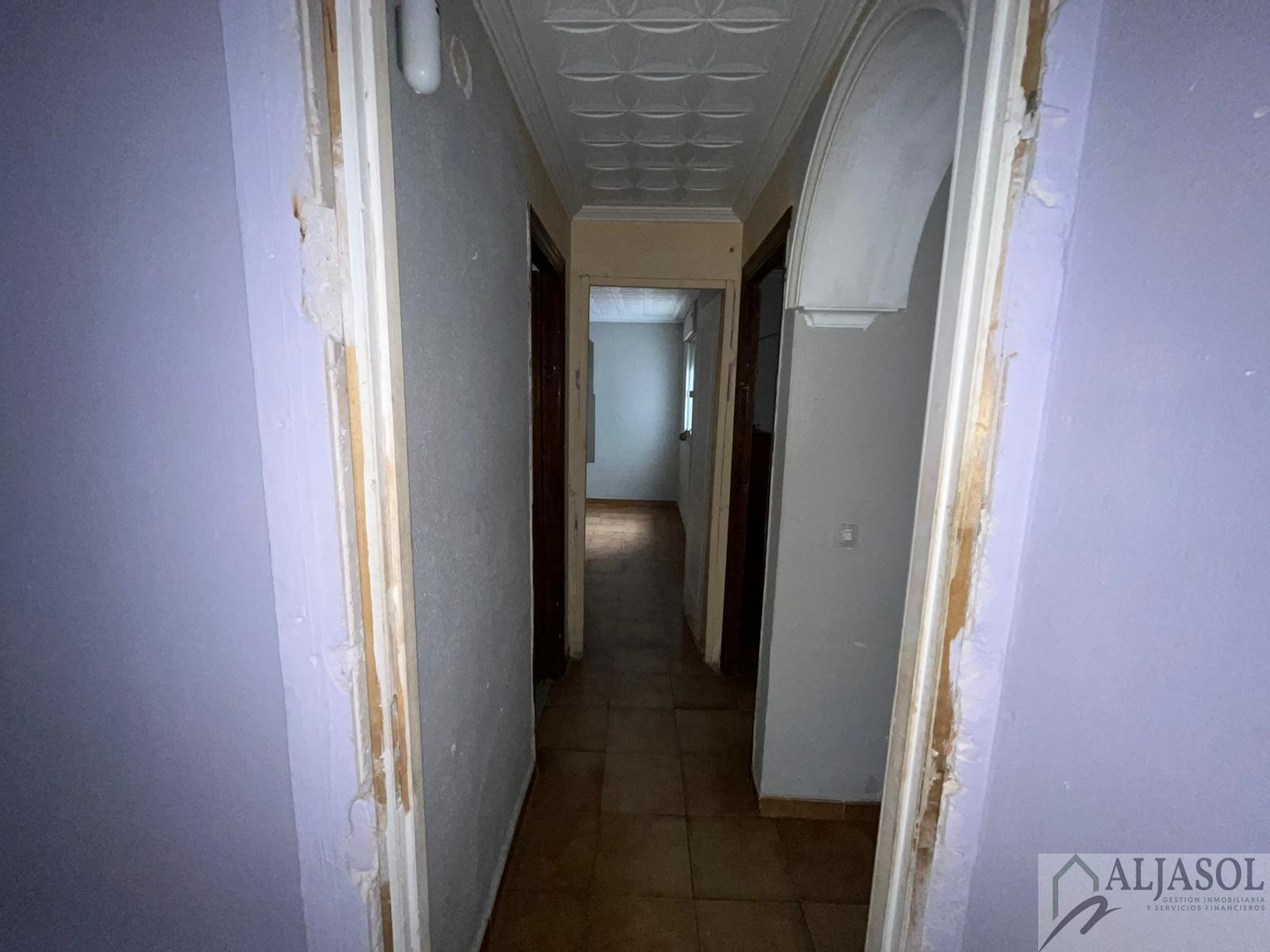 For sale of flat in Castilleja de la Cuesta
