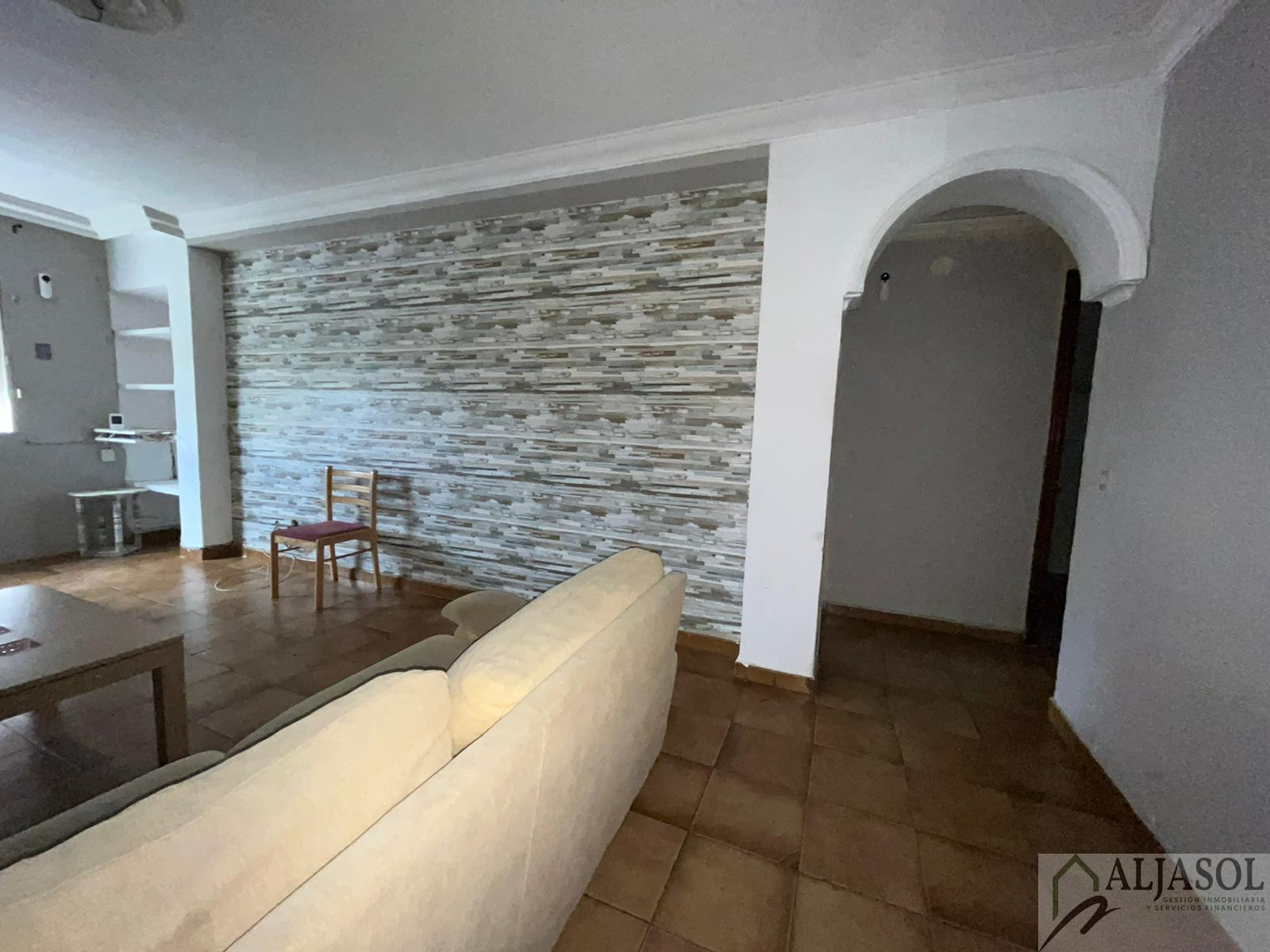 For sale of flat in Castilleja de la Cuesta