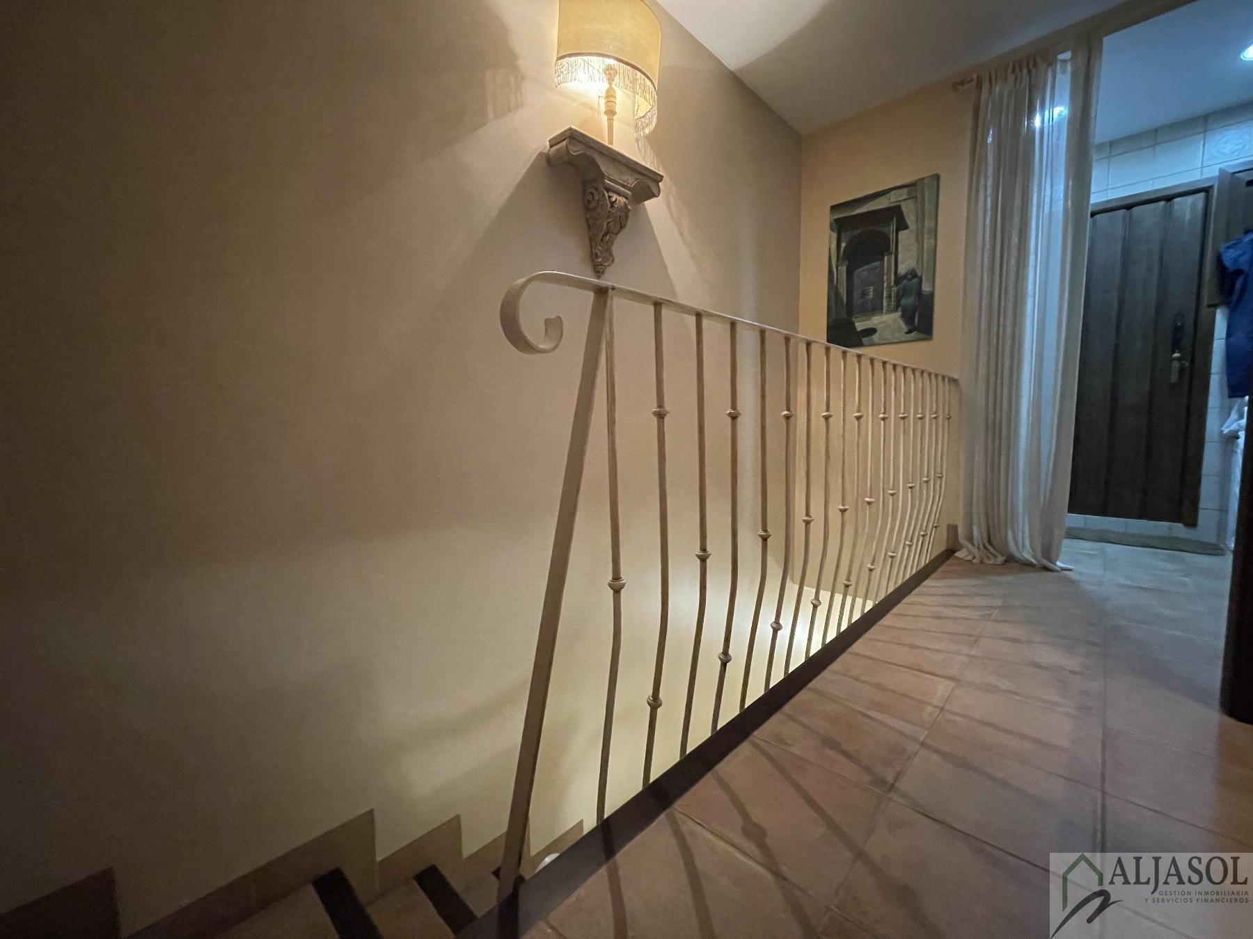 For sale of house in Coria del Río