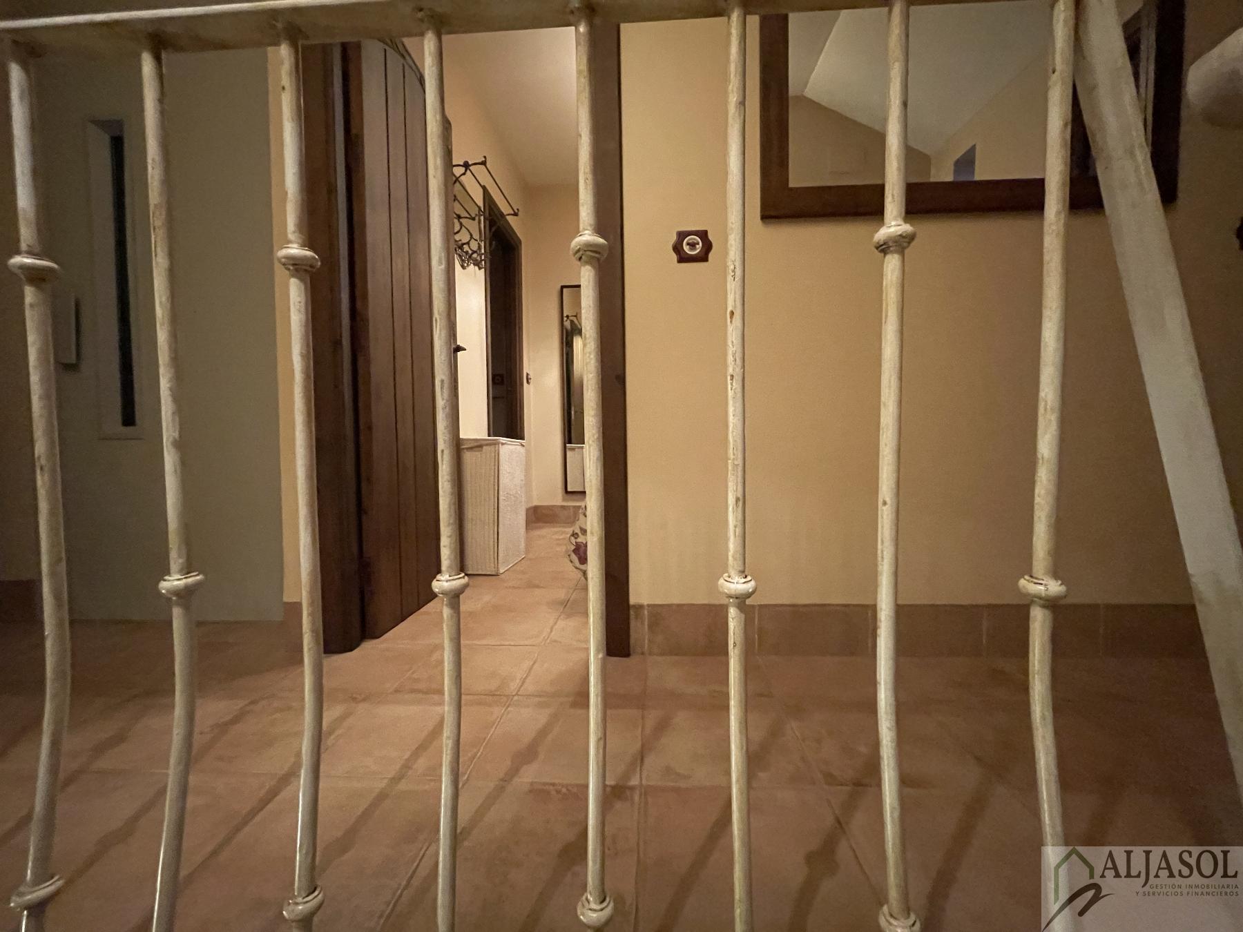 For sale of house in Coria del Río