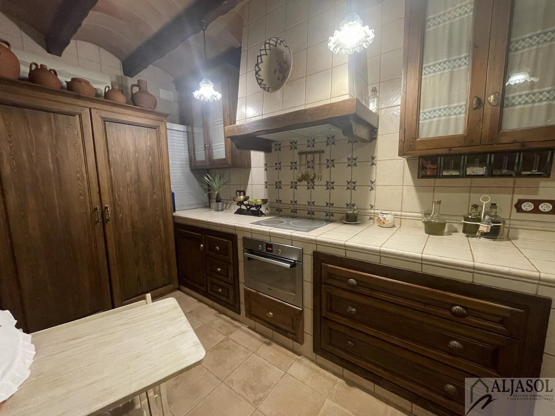 For sale of house in Coria del Río