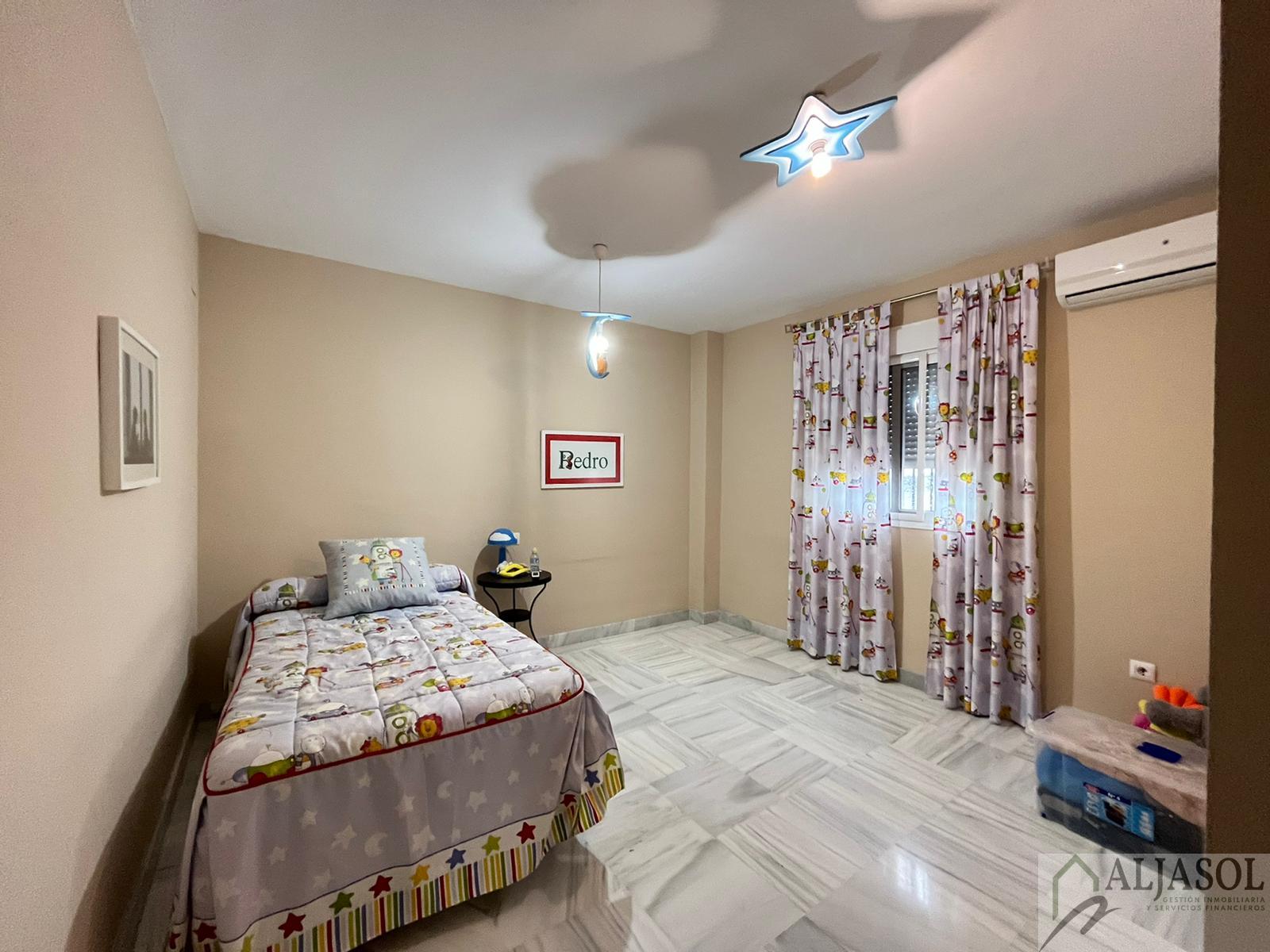 Venta de chalet en Espartinas