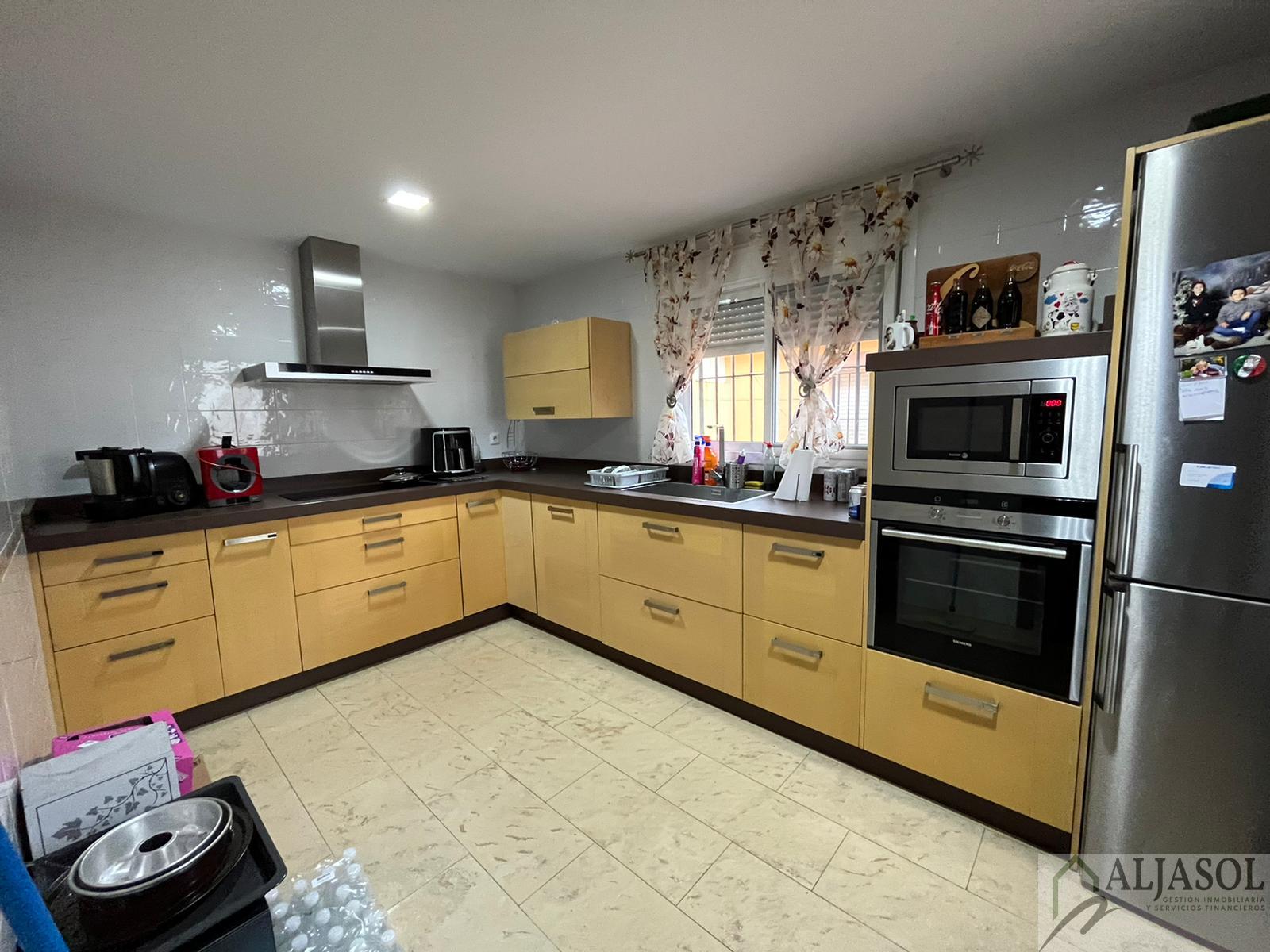 Venta de chalet en Espartinas