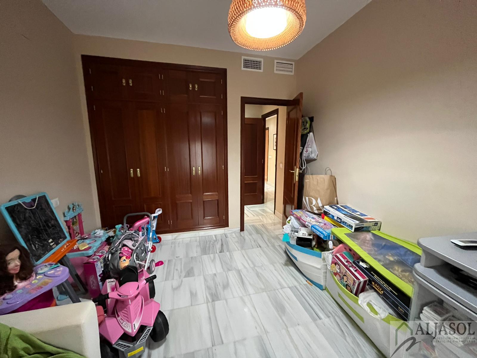 Venta de chalet en Espartinas