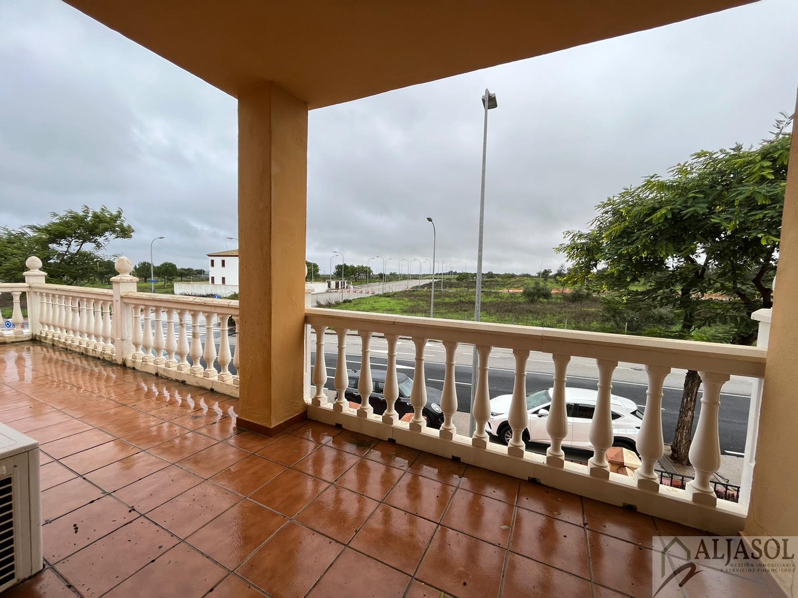Venta de chalet en Espartinas