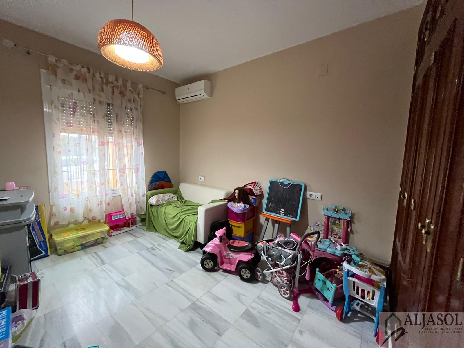 Venta de chalet en Espartinas