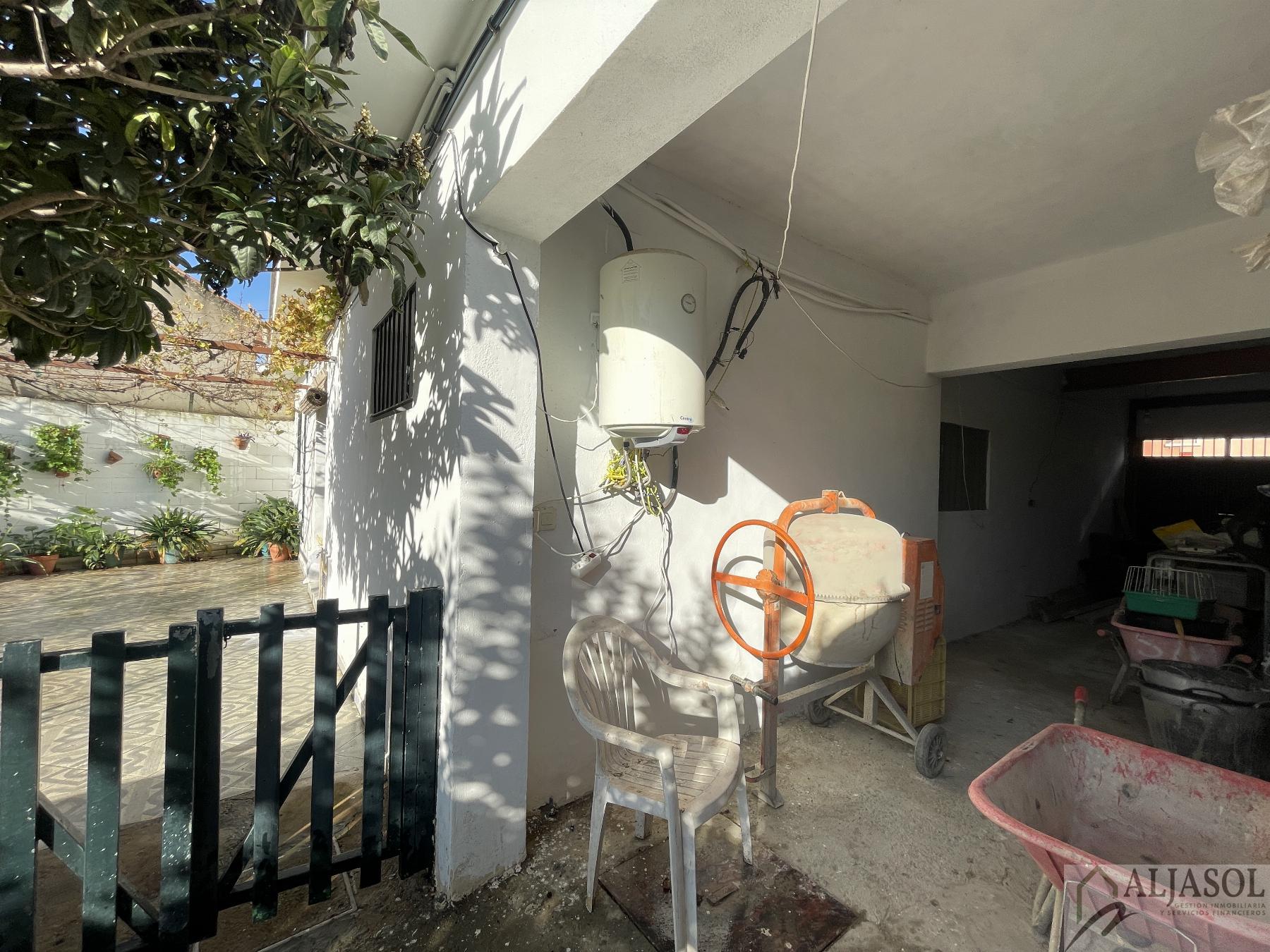 Venta de casa en Bollullos de la Mitación