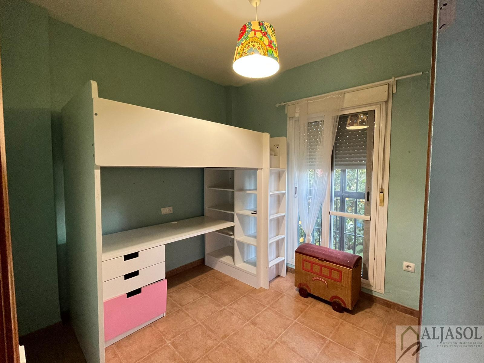For sale of chalet in Bollullos de la Mitación