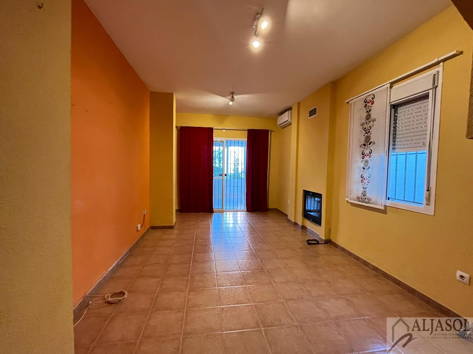 For sale of chalet in Bollullos de la Mitación