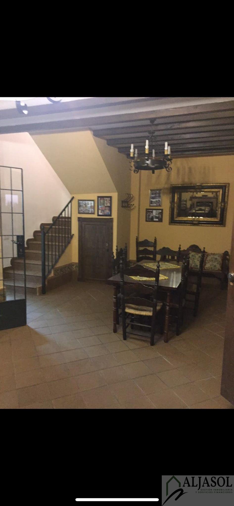 For sale of study in Almonte
