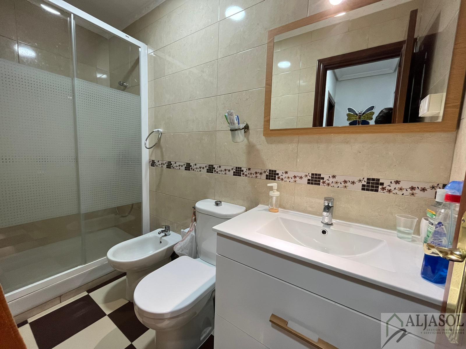 For sale of flat in Sevilla