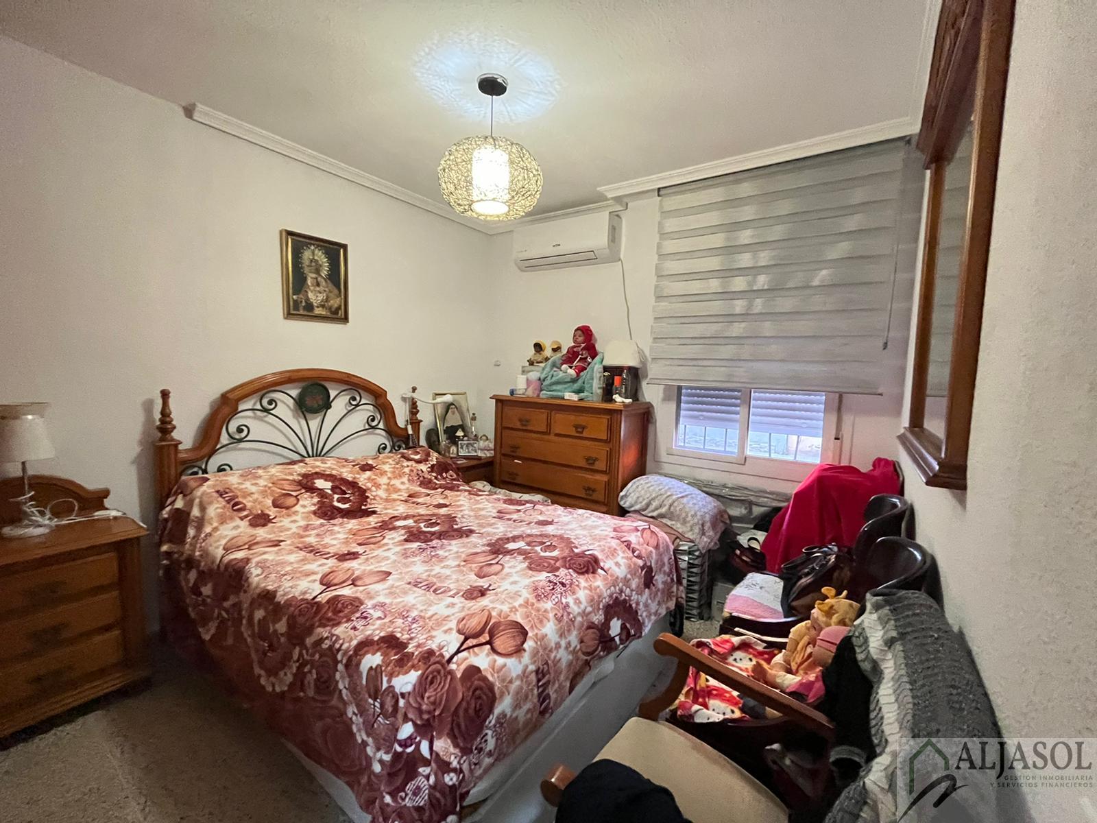 For sale of flat in Sevilla