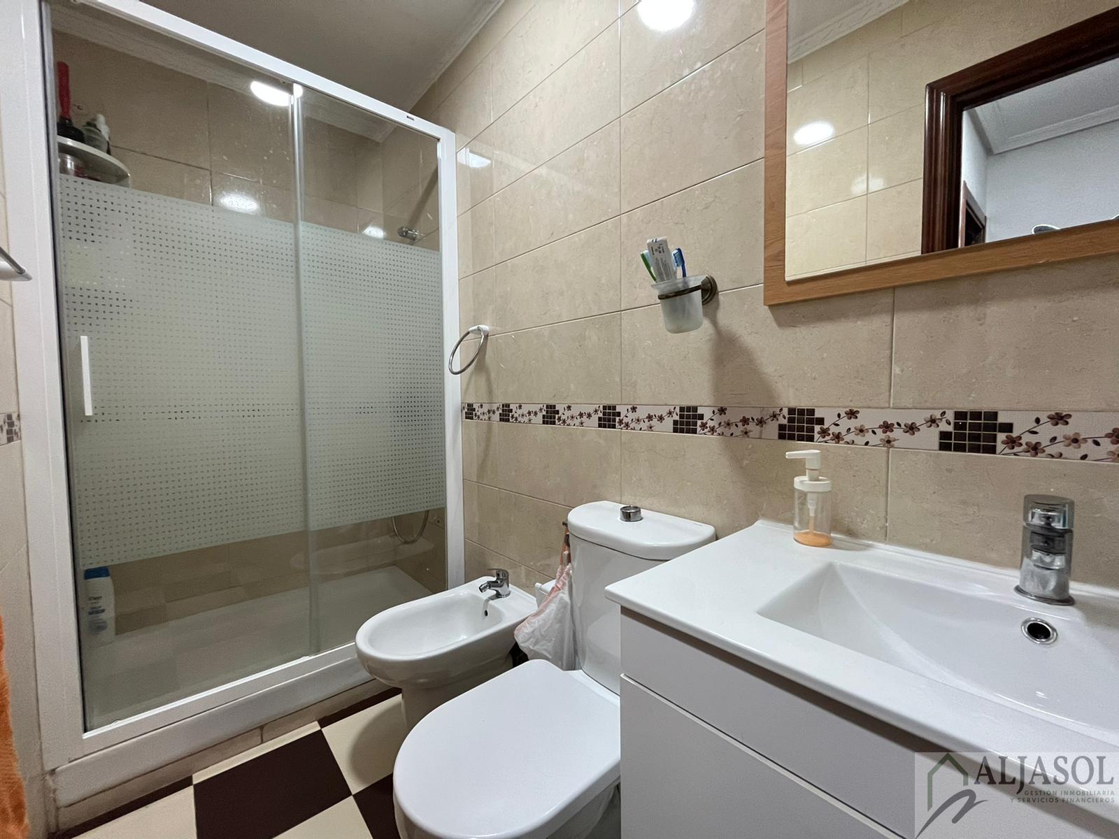 For sale of flat in Sevilla