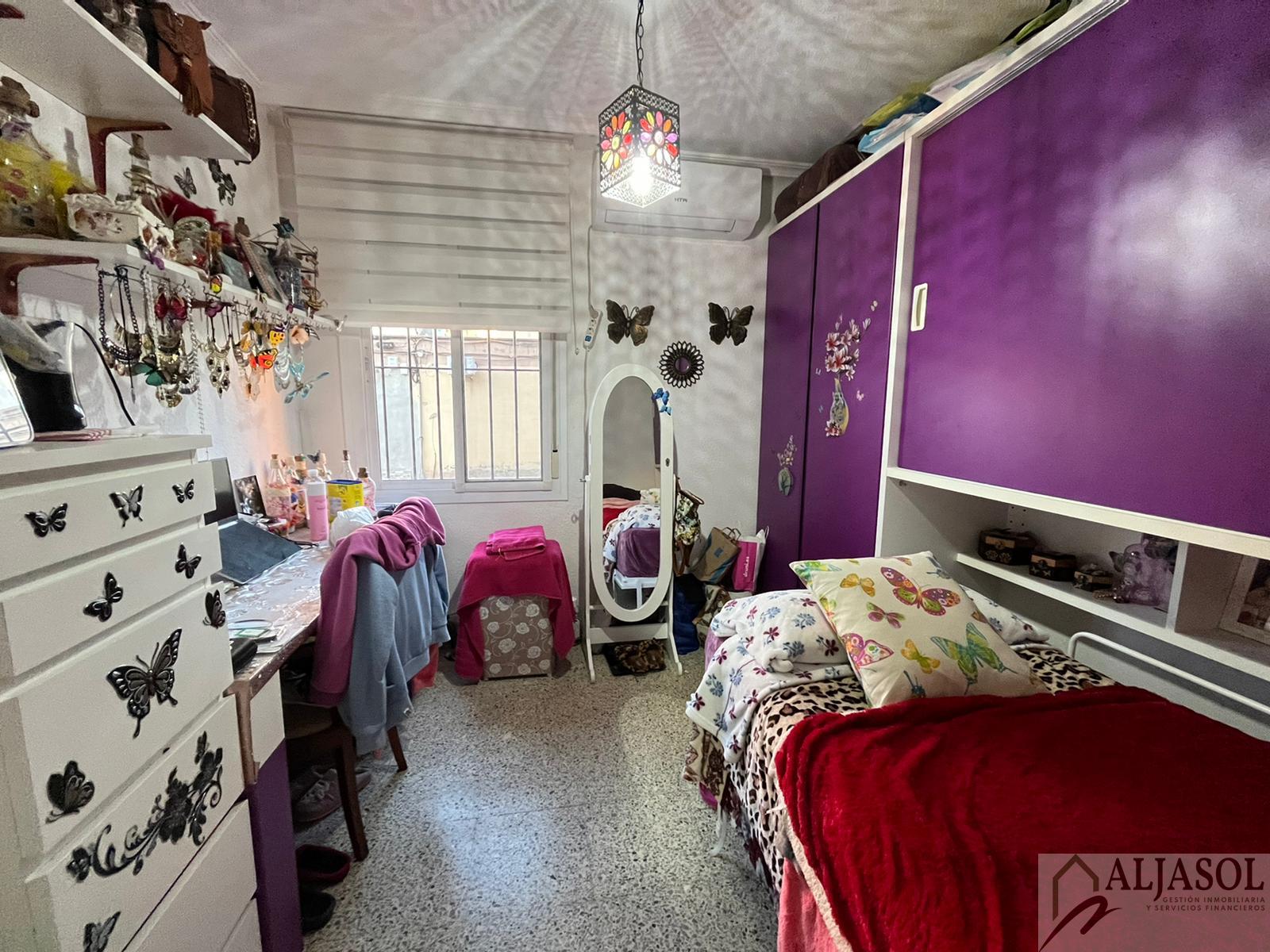 For sale of flat in Sevilla