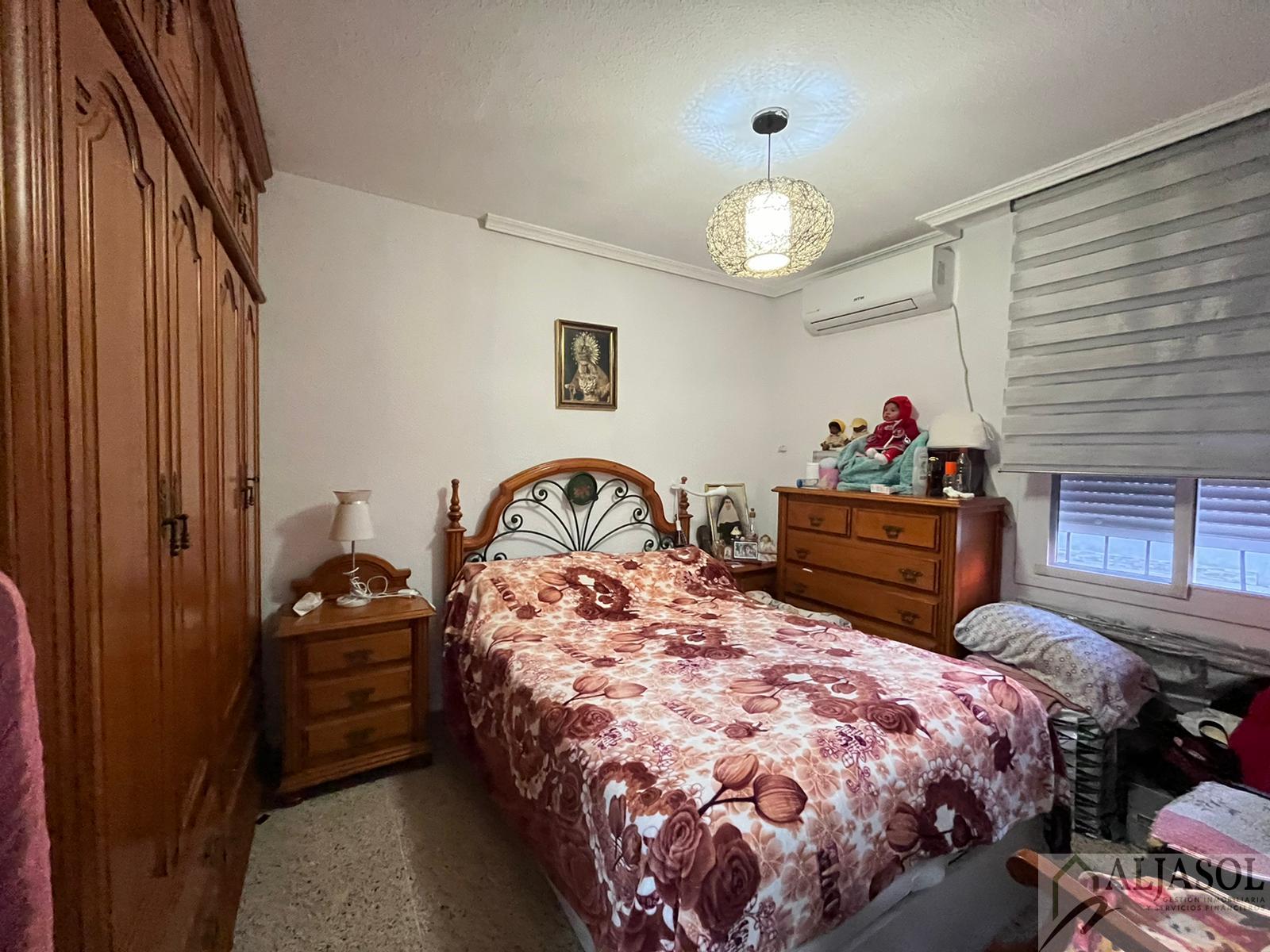 For sale of flat in Sevilla
