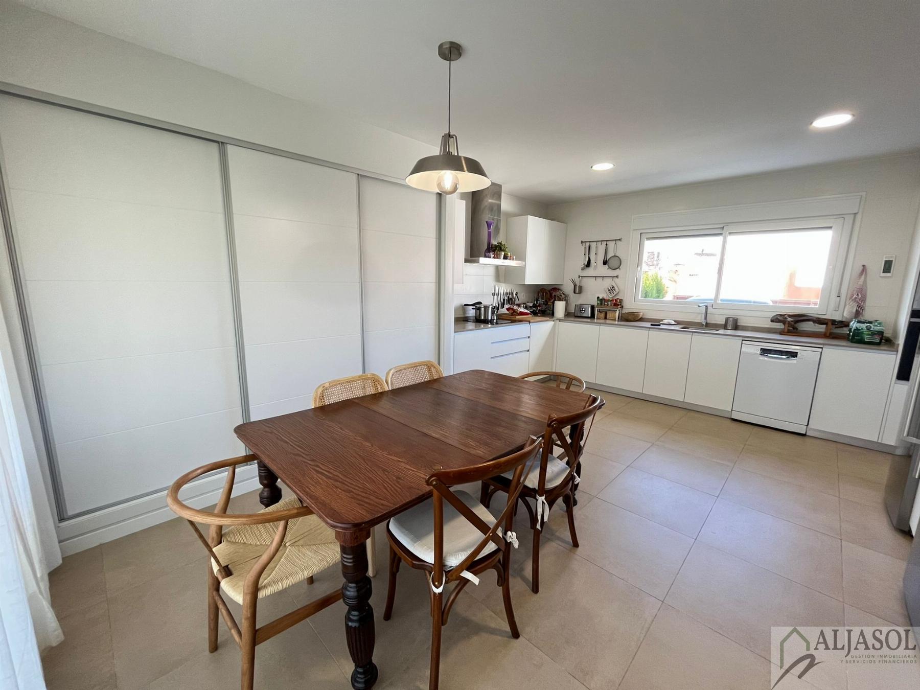 Venta de casa en Bormujos