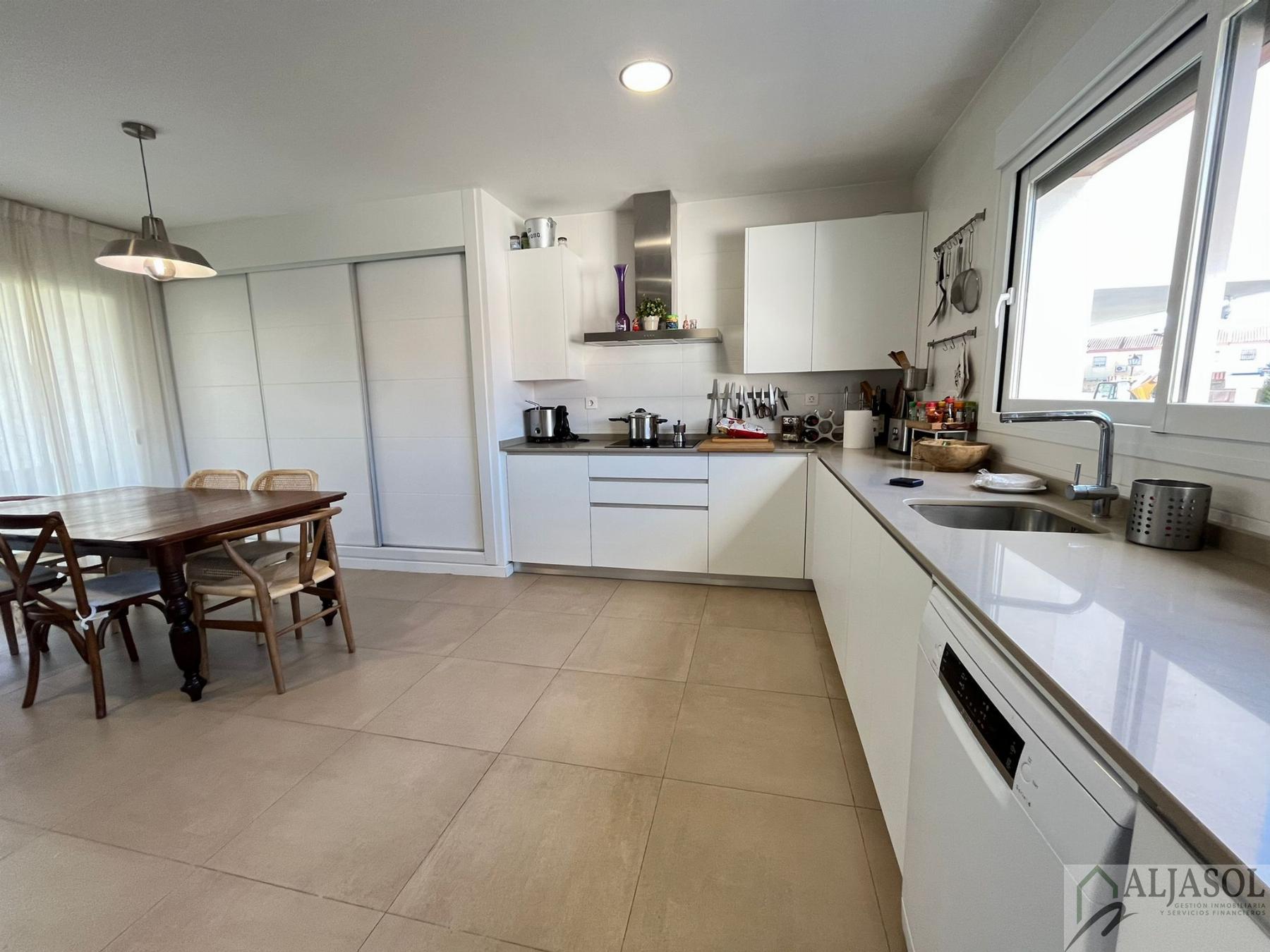 Venta de casa en Bormujos
