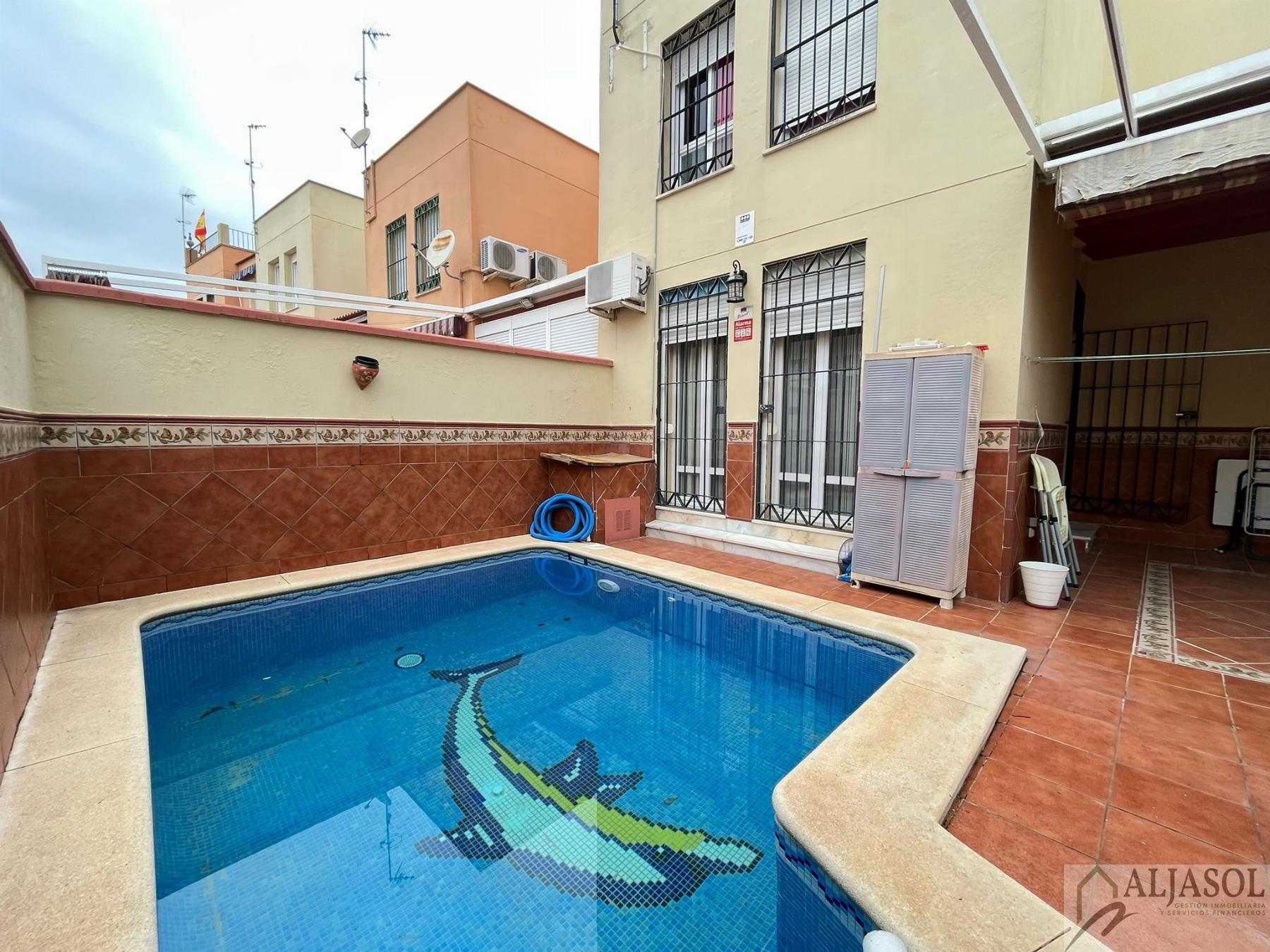 For sale of house in Bormujos
