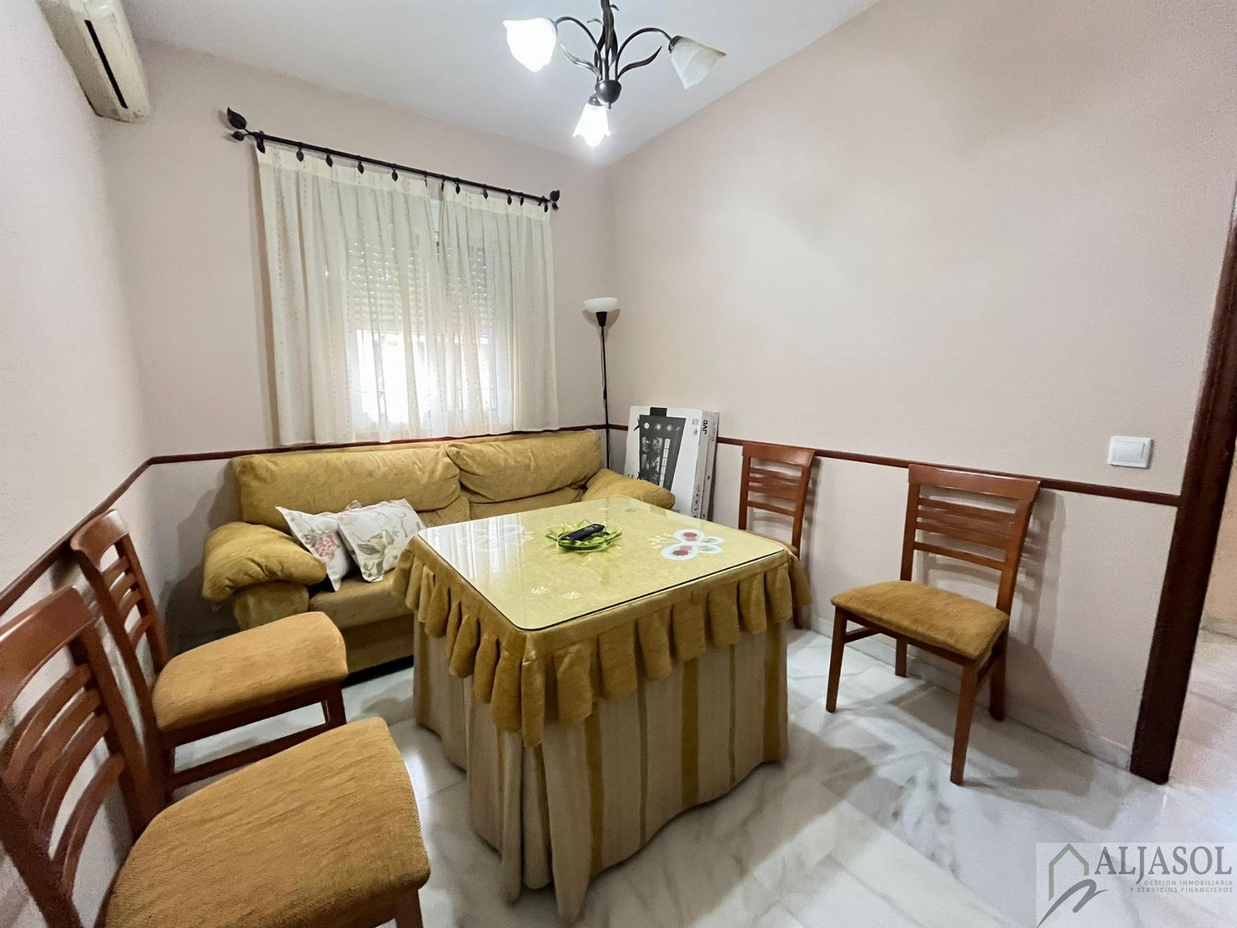 For sale of house in Bormujos