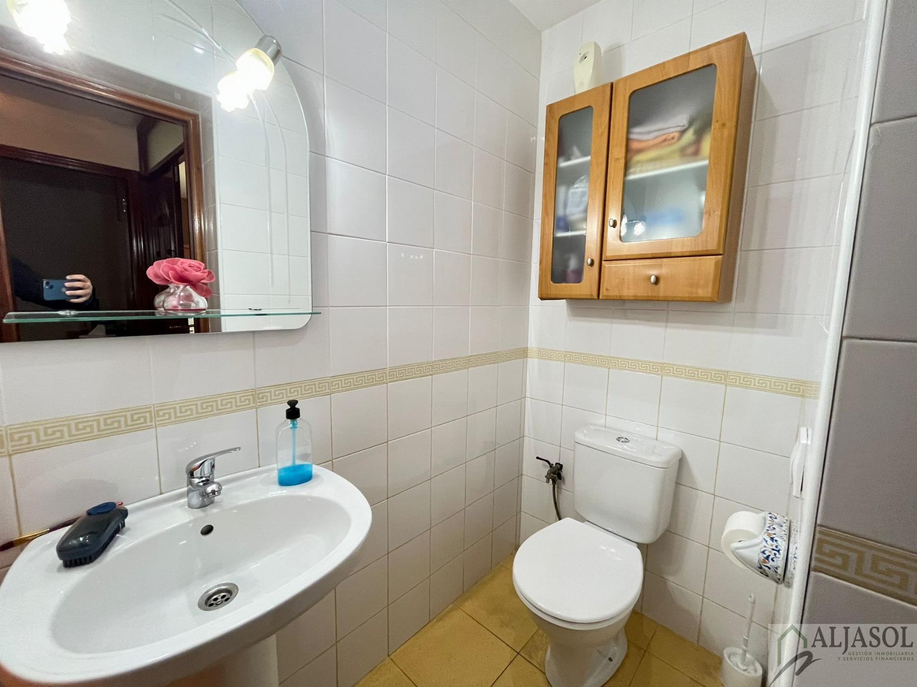 For sale of house in Bormujos