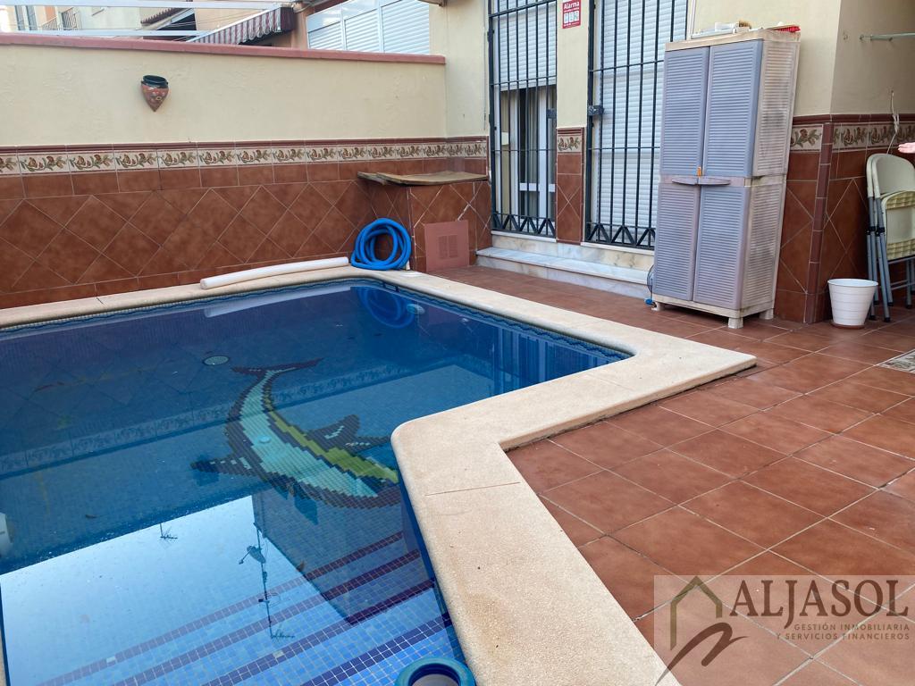For sale of house in Bormujos