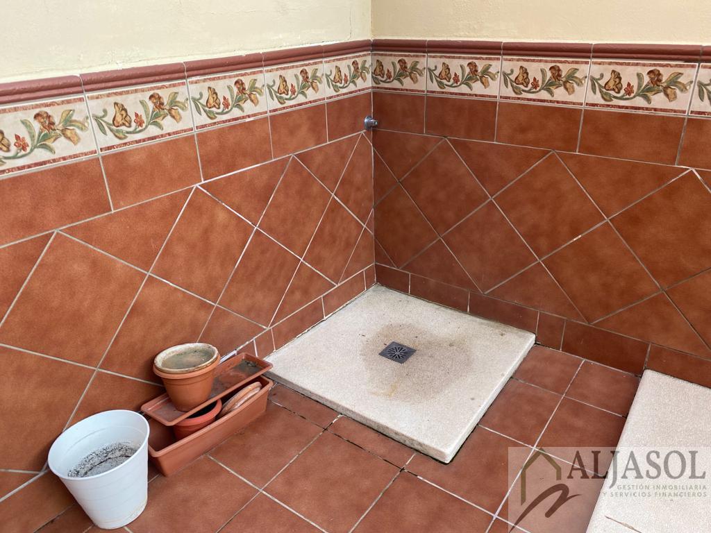 For sale of house in Bormujos