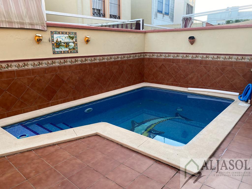 For sale of house in Bormujos