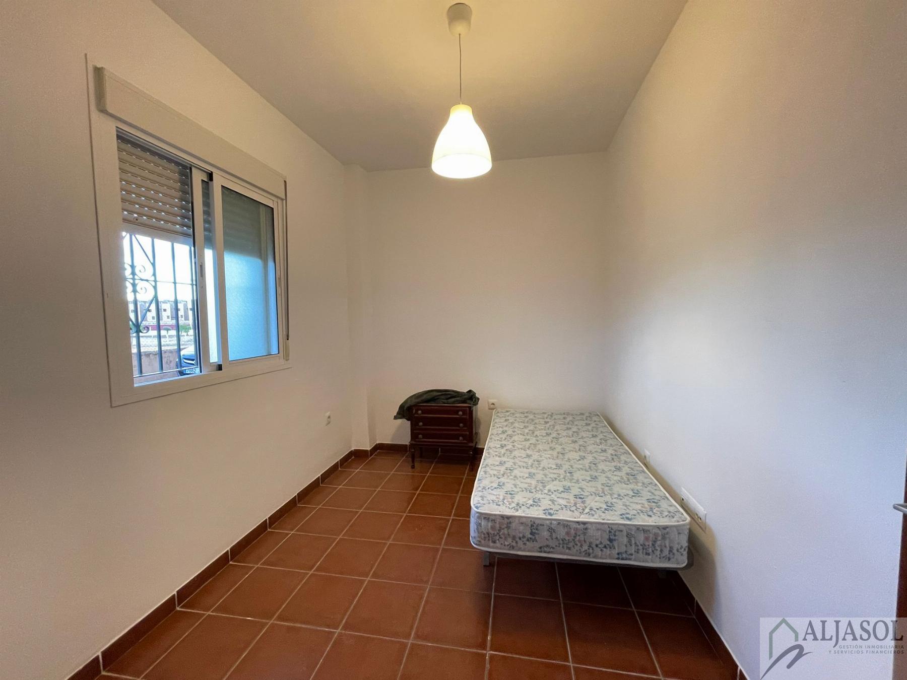 For sale of house in Gines
