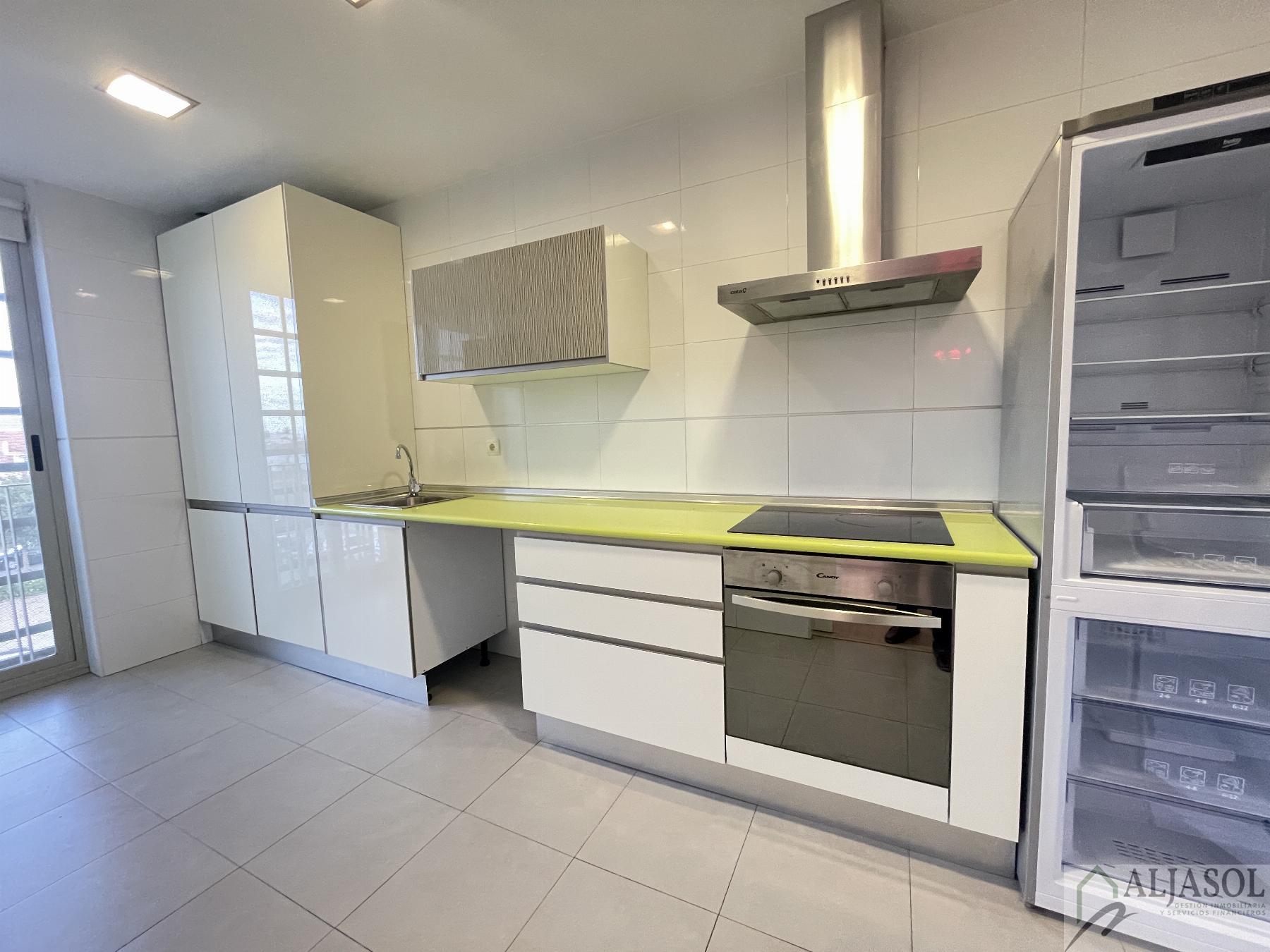 For rent of flat in Sanlúcar la Mayor