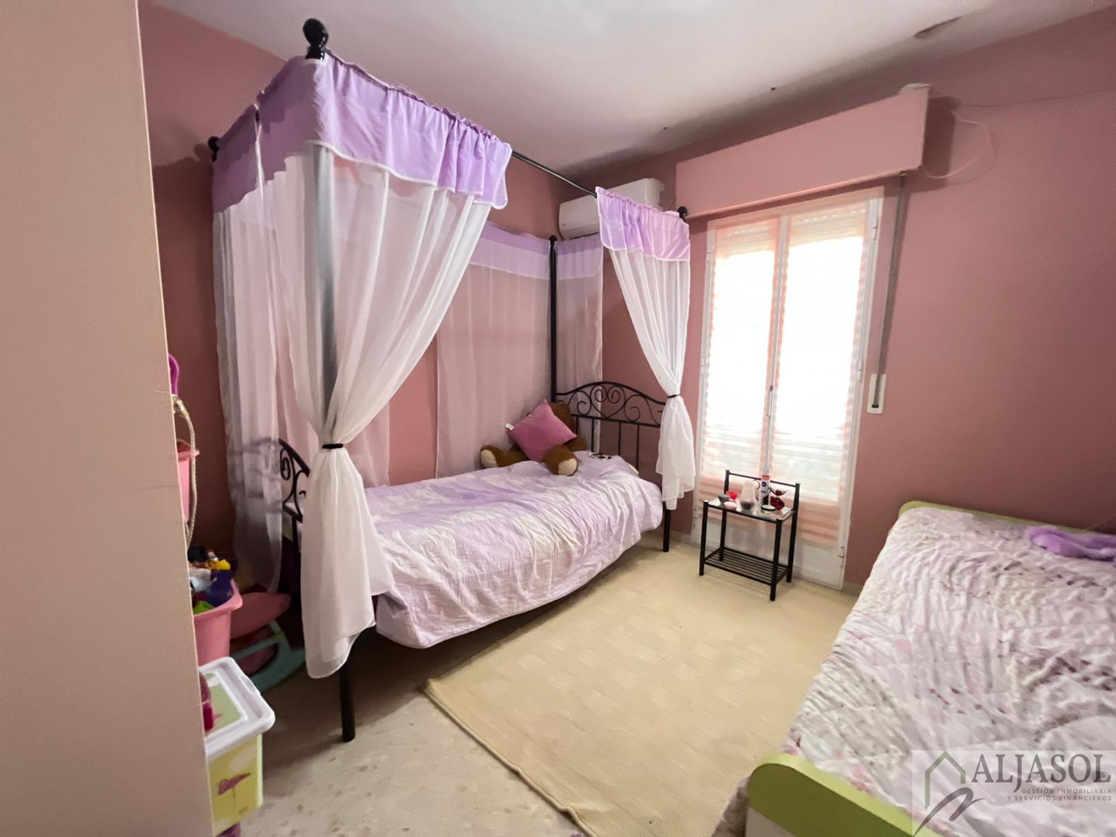 Venta de casa en Olivares