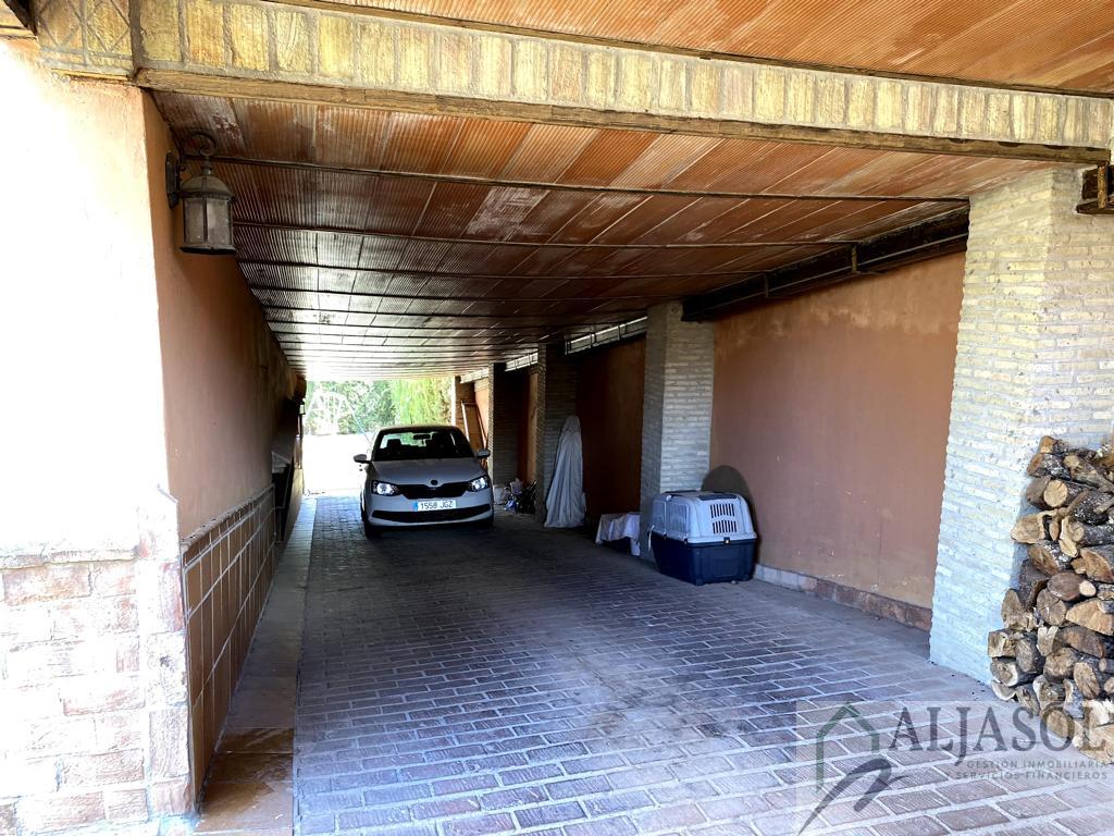 Venta de chalet en Dos Hermanas
